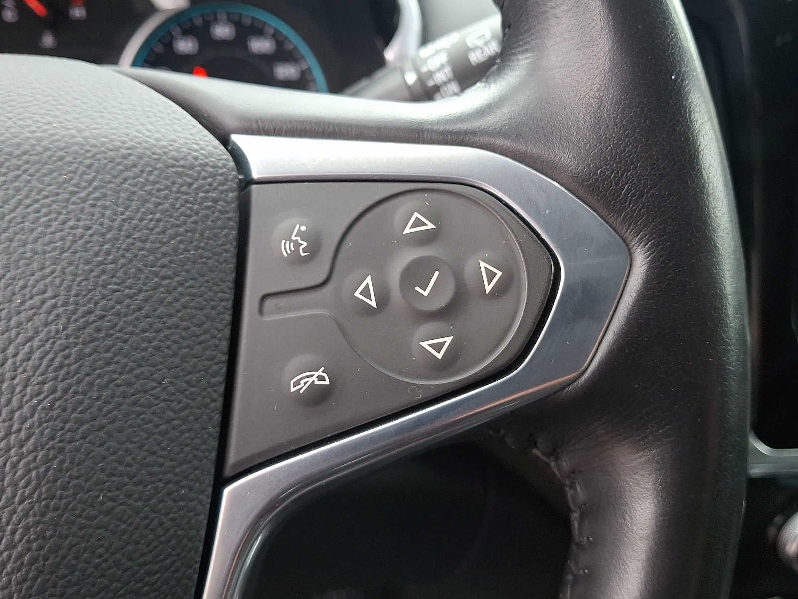 2021 Chevrolet Traverse AWD 4dr LT Leather