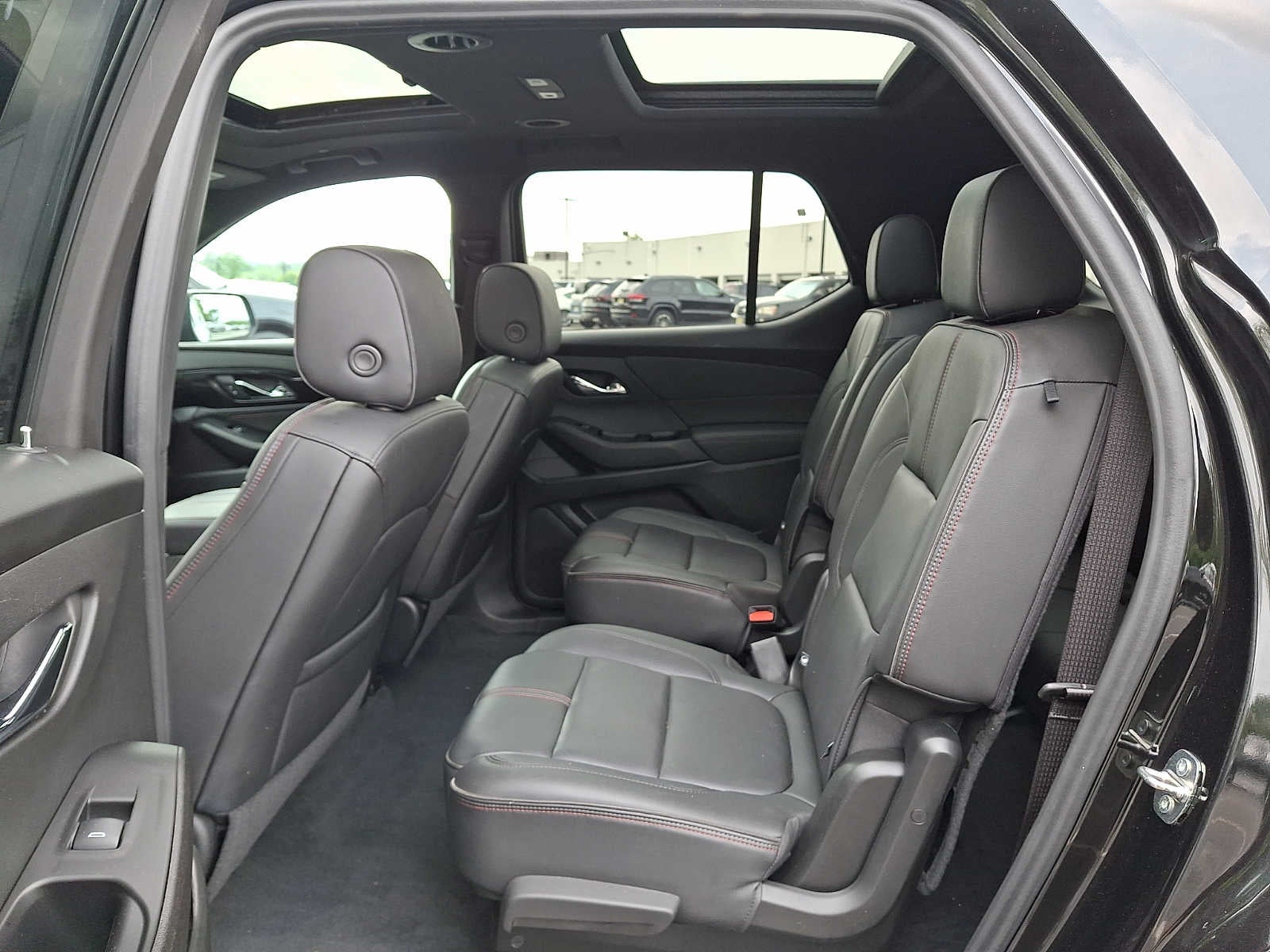 2023 Chevrolet Traverse AWD 4dr RS