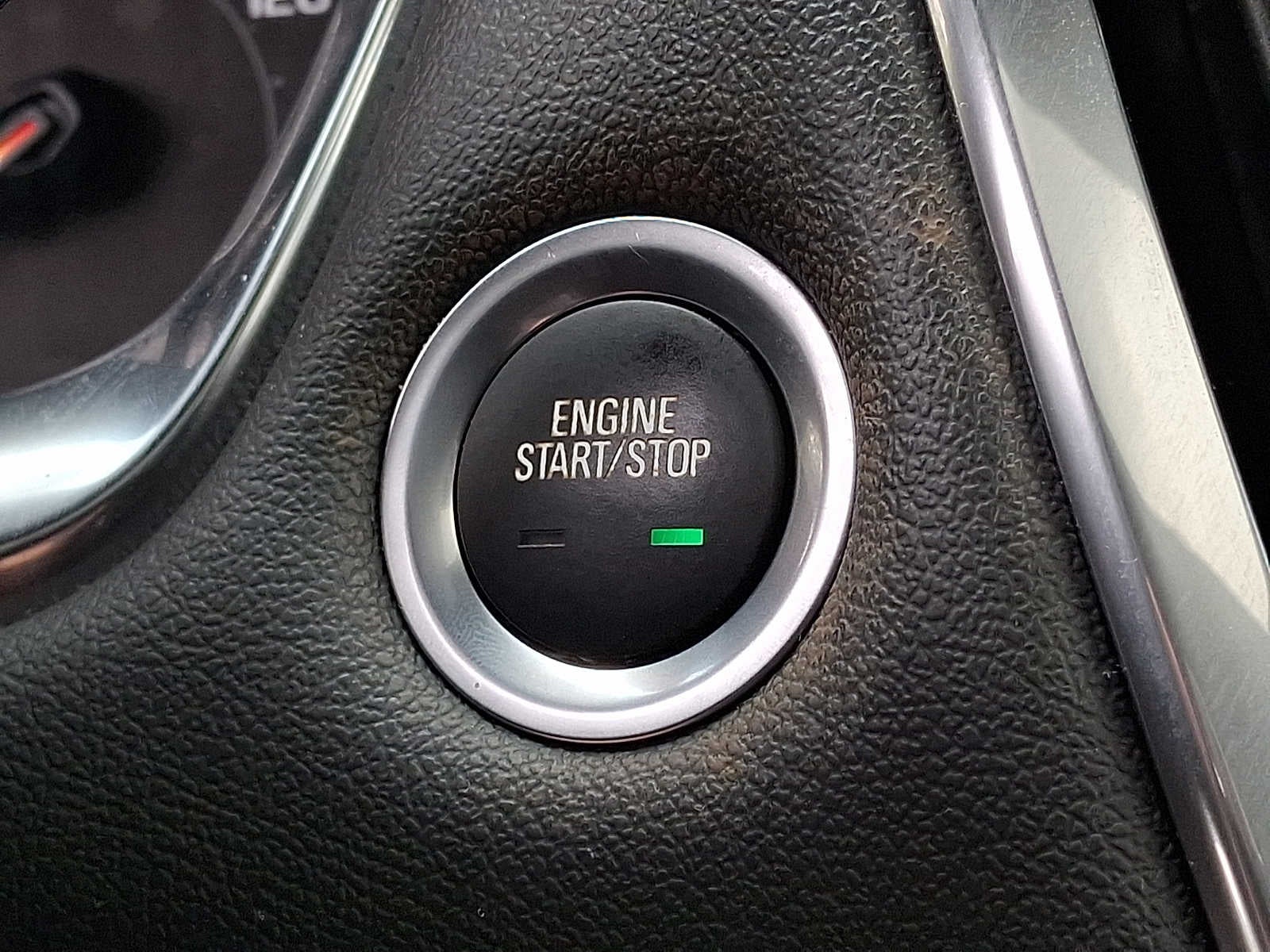 2023 Chevrolet Traverse AWD 4dr RS