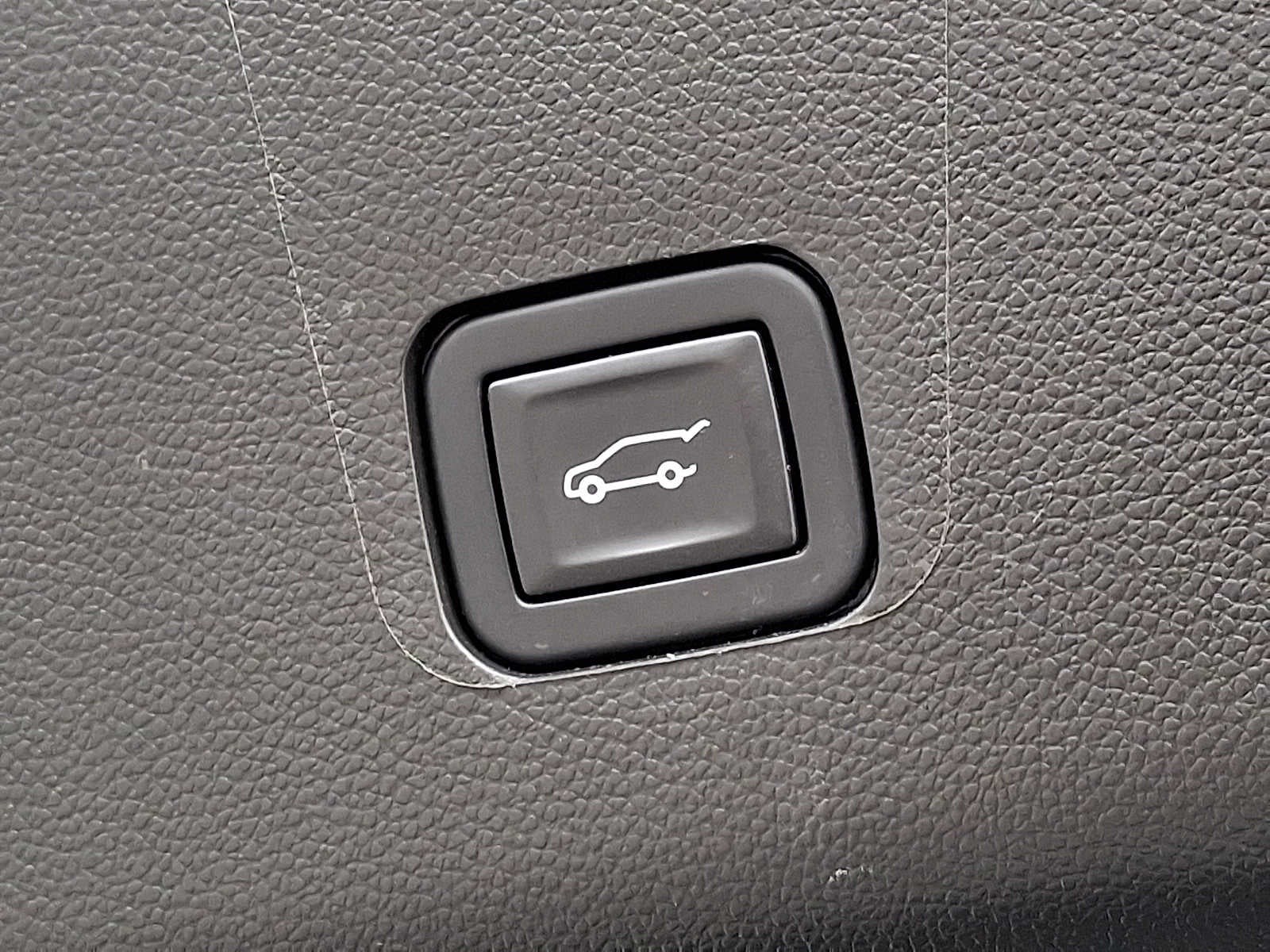 2023 Chevrolet Traverse AWD 4dr RS