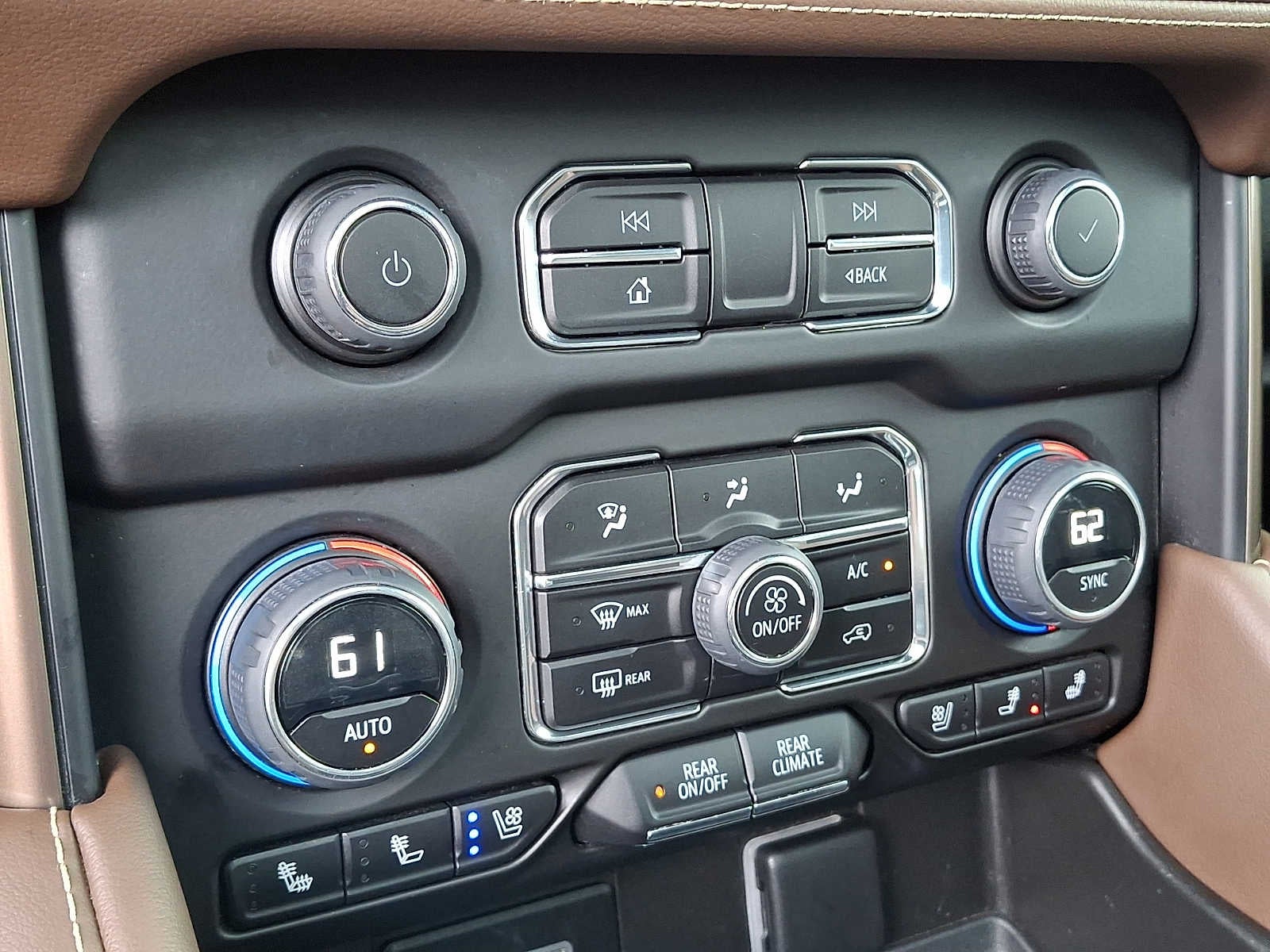 2023 Chevrolet Suburban 4WD 4dr High Country