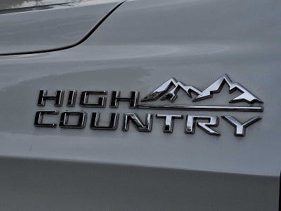 2023 Chevrolet Suburban 4WD 4dr High Country