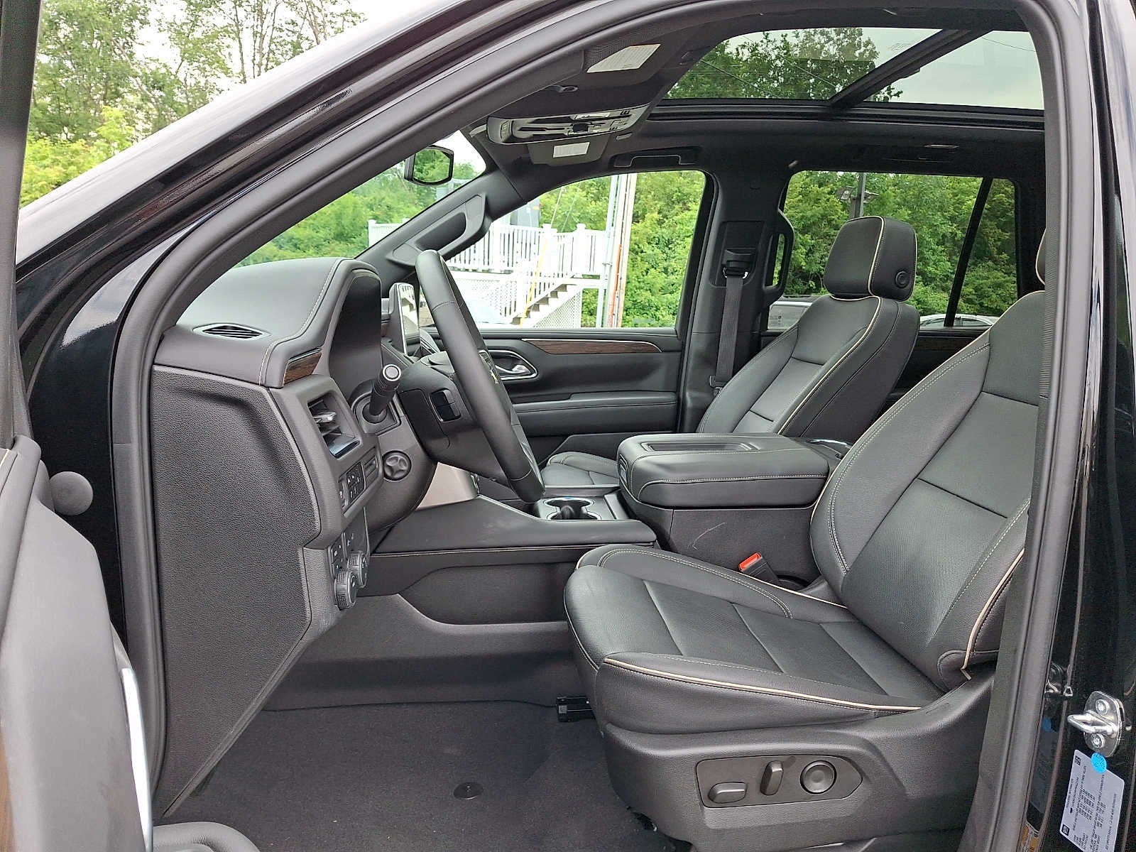 2023 Chevrolet Tahoe 4WD 4dr Premier