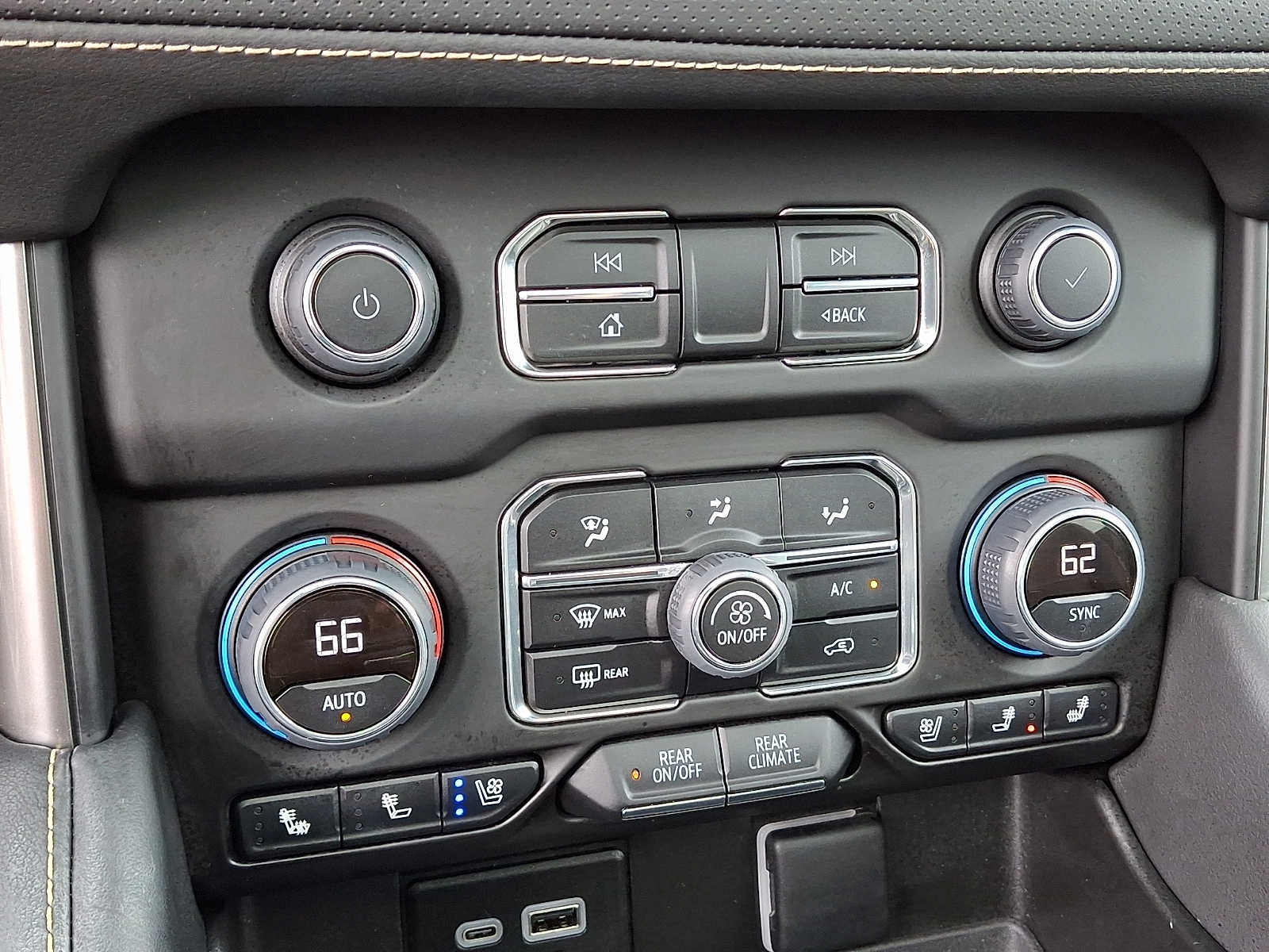 2023 Chevrolet Tahoe 4WD 4dr Premier