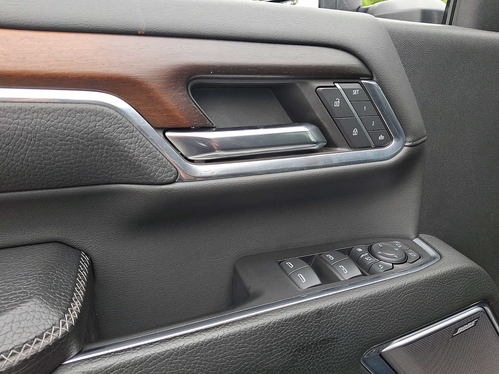 2024 GMC Sierra 2500HD 4WD Crew Cab 159 Denali