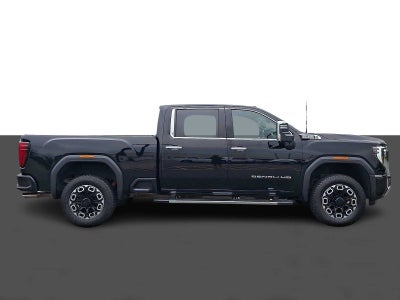 2024 GMC Sierra 2500HD 4WD Crew Cab 159 Denali