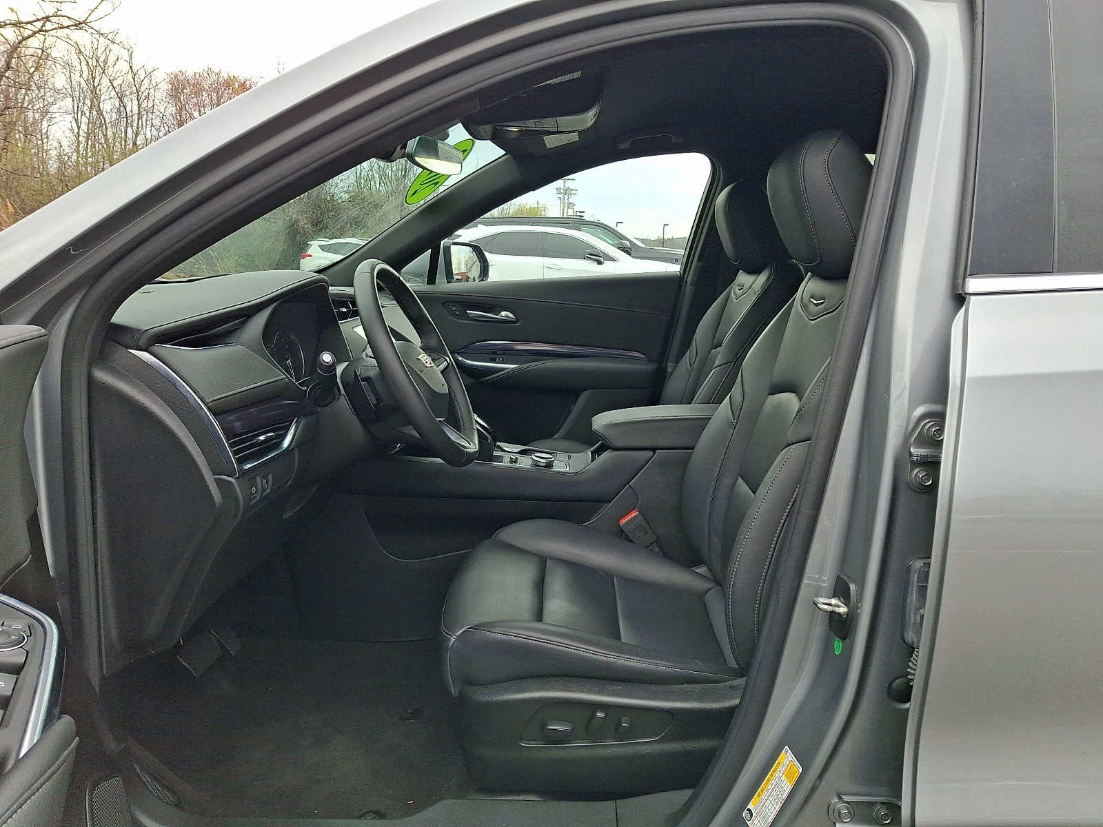 2023 Cadillac XT4 AWD 4dr Luxury