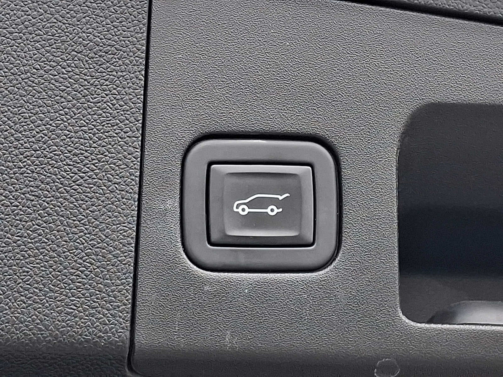 2023 Cadillac XT4 AWD 4dr Luxury