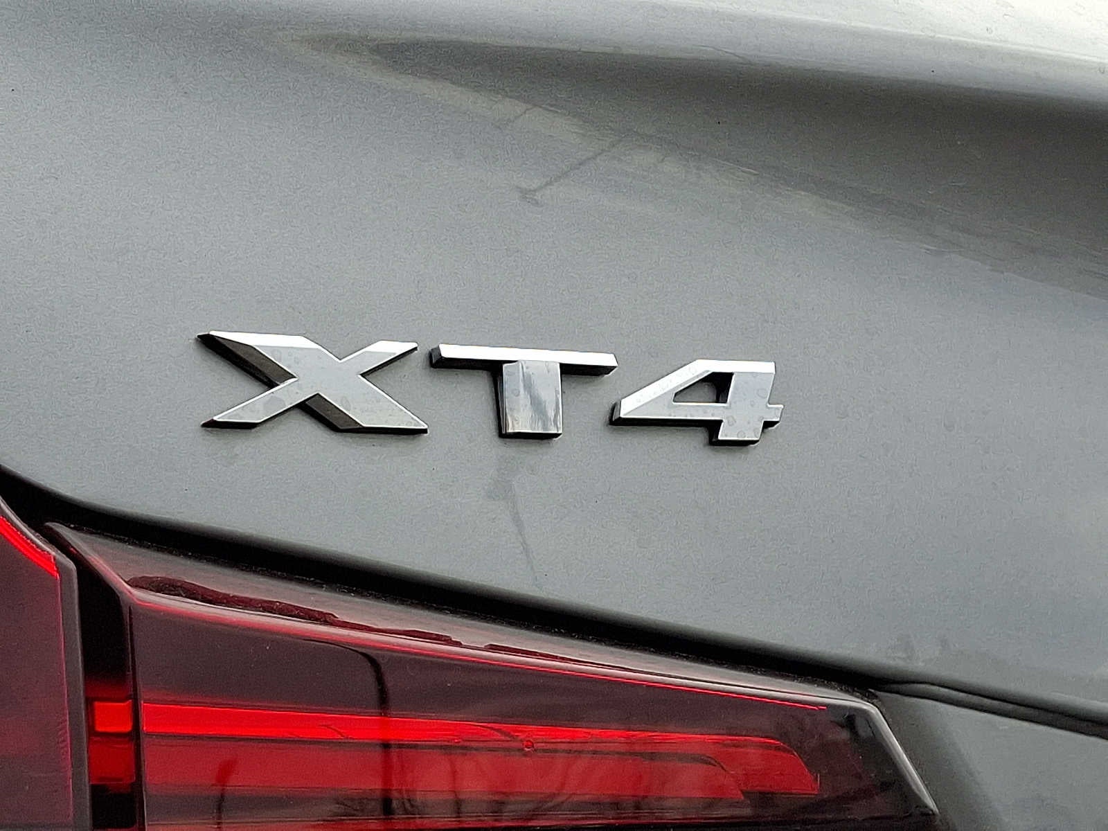 2023 Cadillac XT4 AWD 4dr Luxury