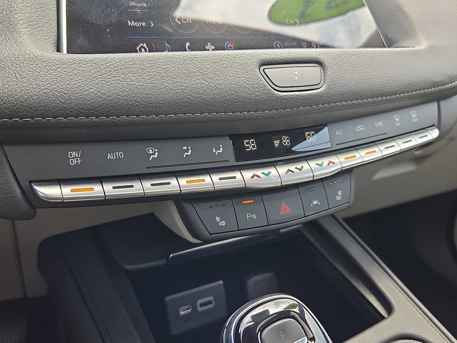 2023 Cadillac XT4 AWD 4dr Premium Luxury
