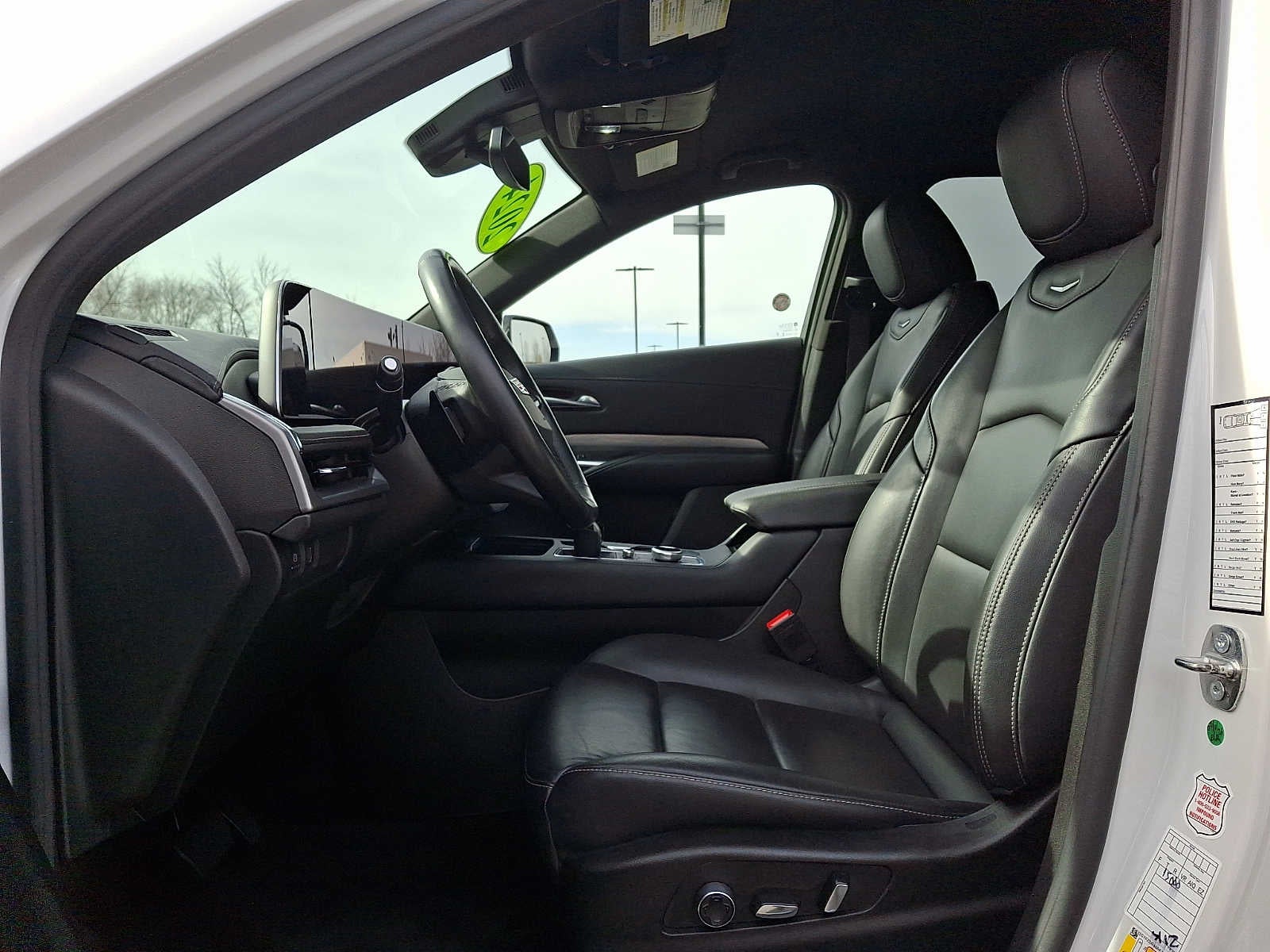 2024 Cadillac XT4 AWD 4dr Premium Luxury