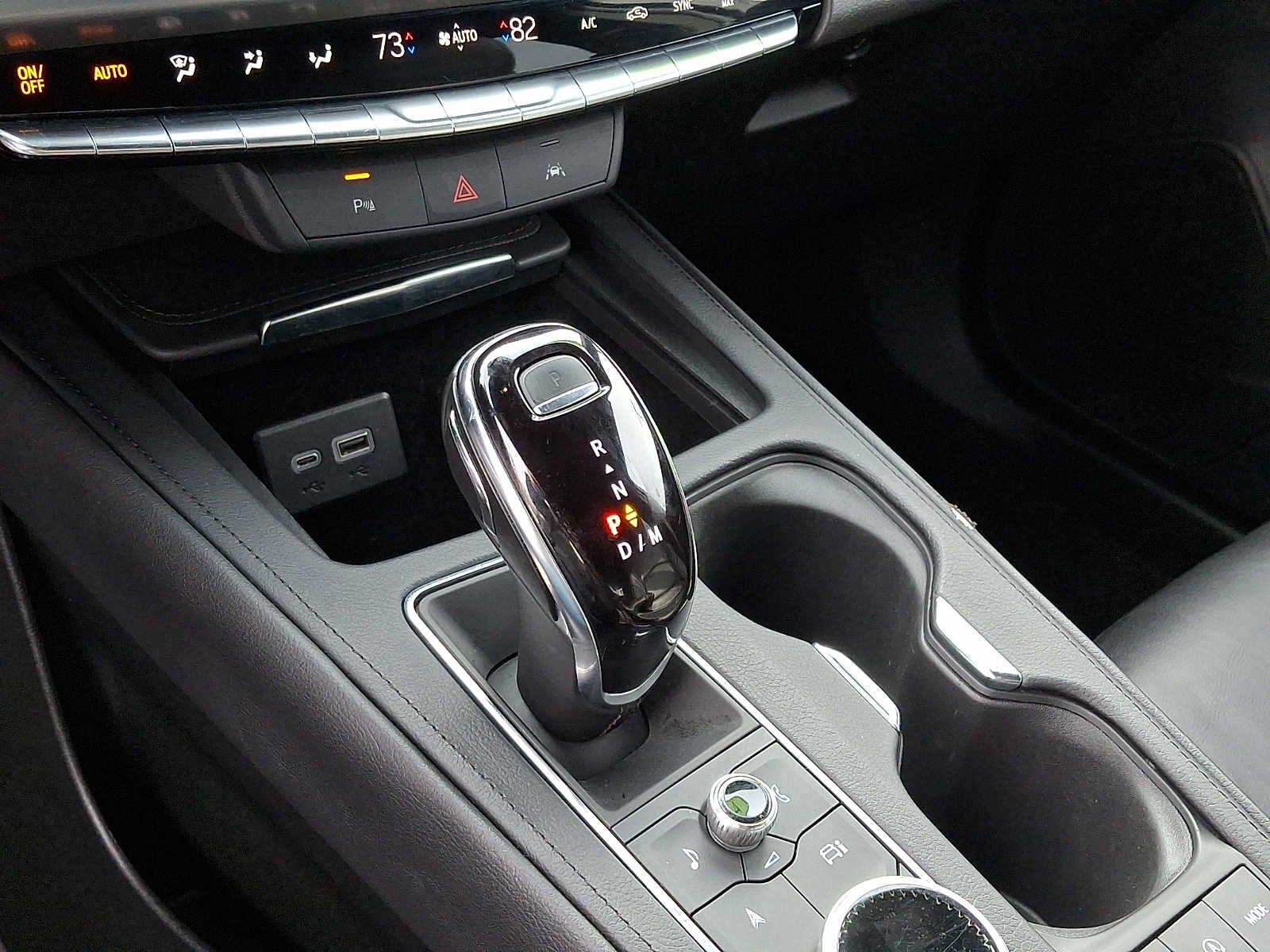 2024 Cadillac XT4 AWD 4dr Premium Luxury