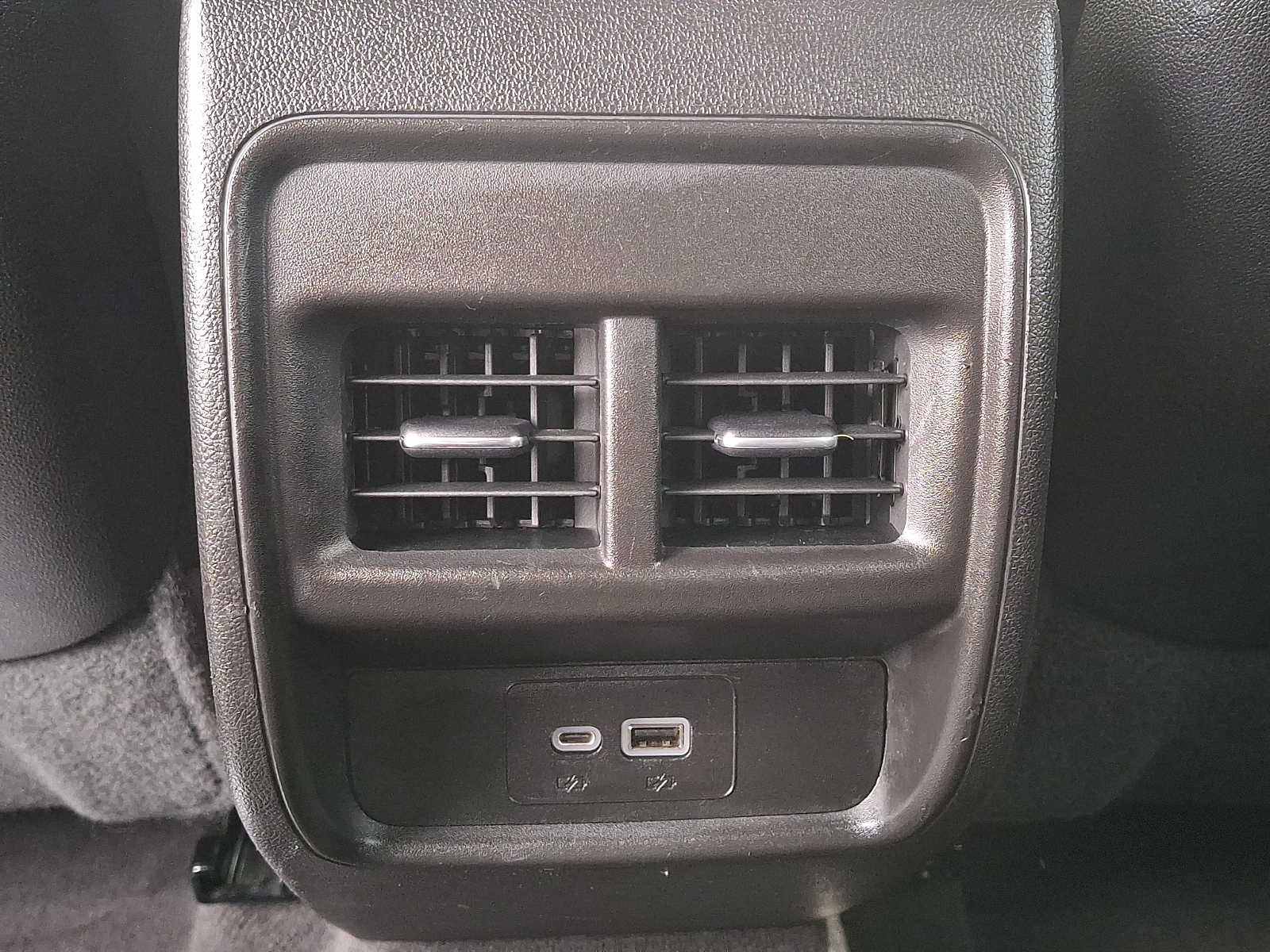 2024 Cadillac XT4 AWD 4dr Premium Luxury