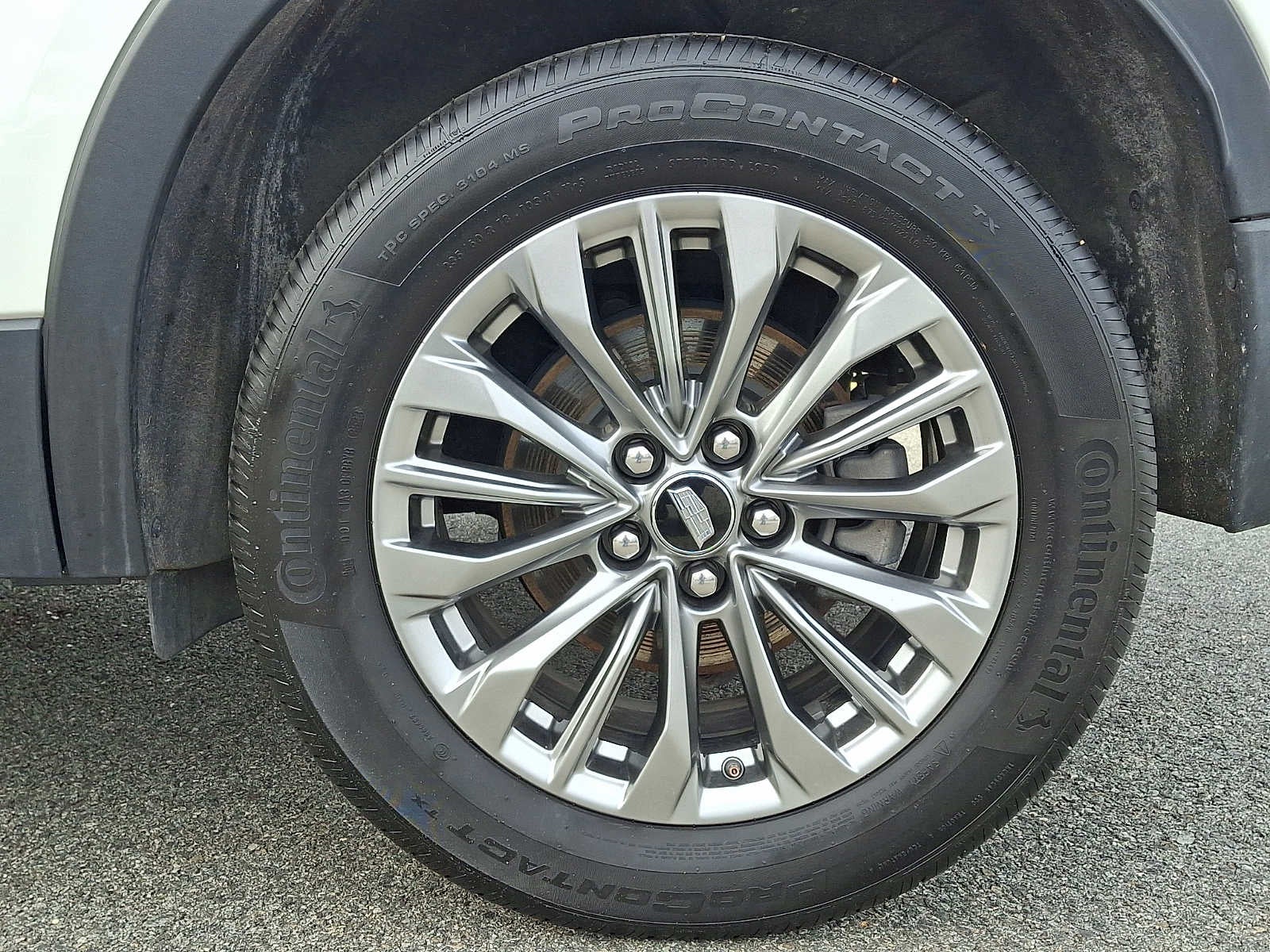 2024 Cadillac XT4 AWD 4dr Premium Luxury