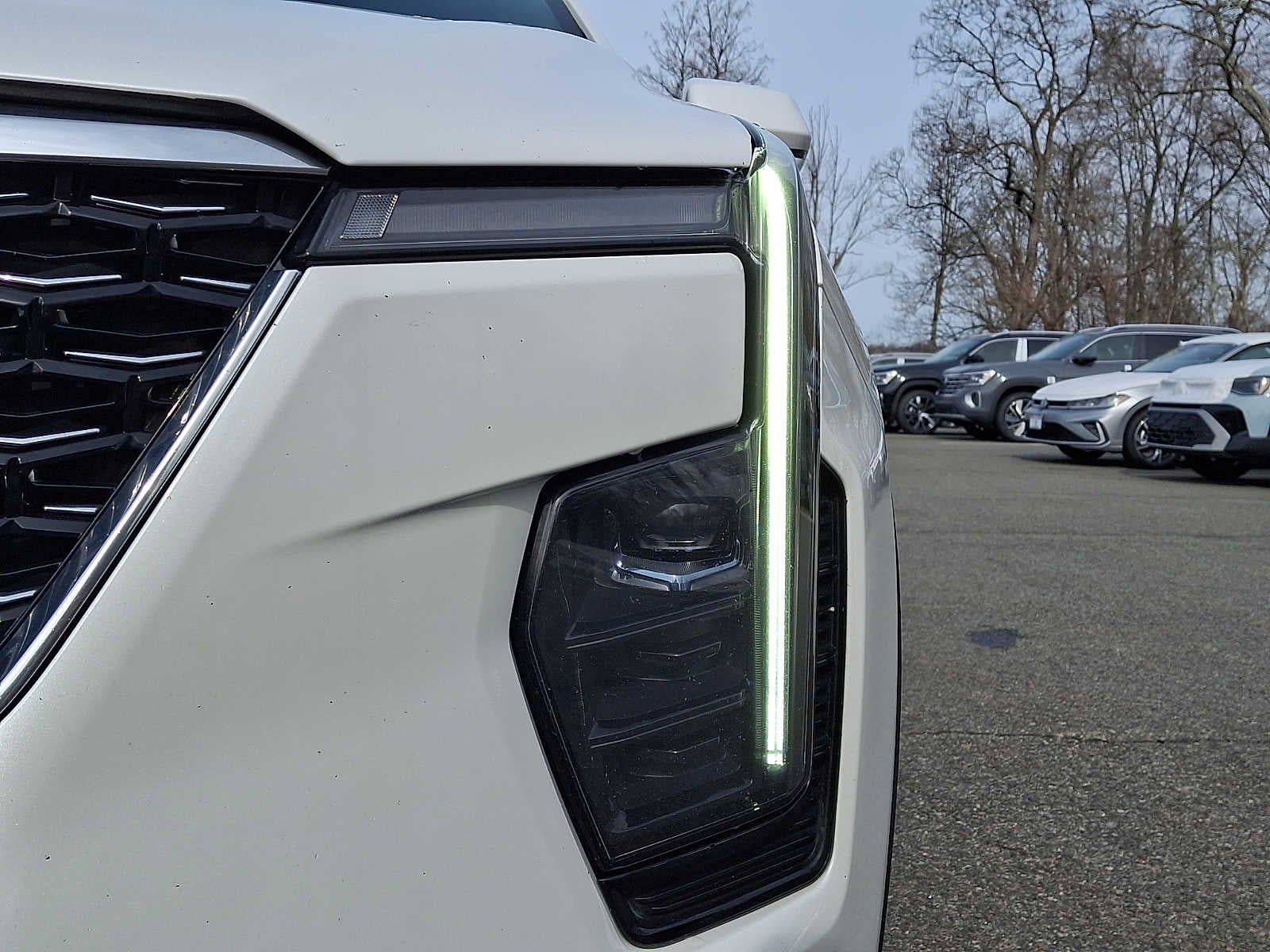 2024 Cadillac XT4 AWD 4dr Premium Luxury