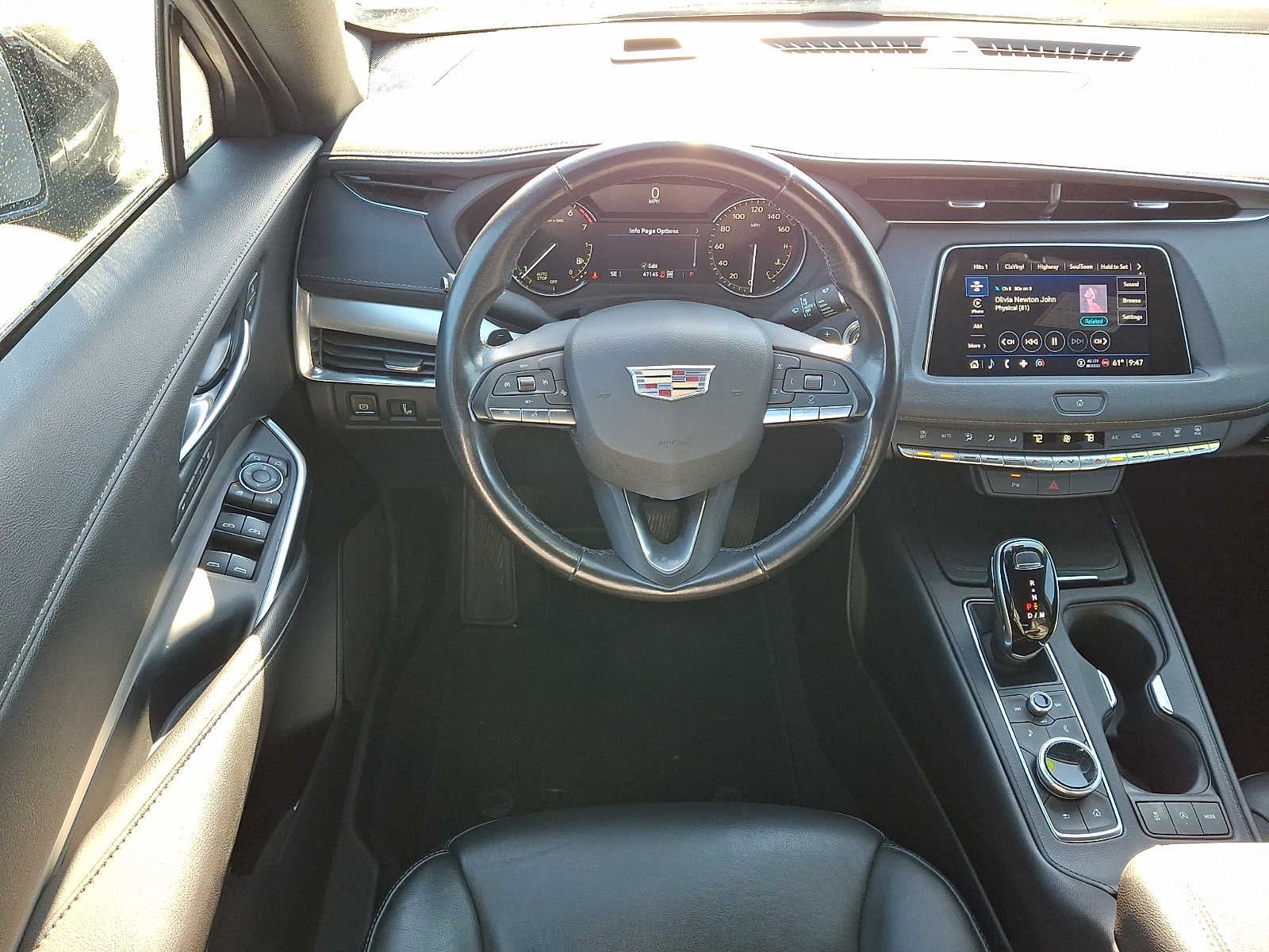 2022 Cadillac XT4 AWD 4dr Premium Luxury