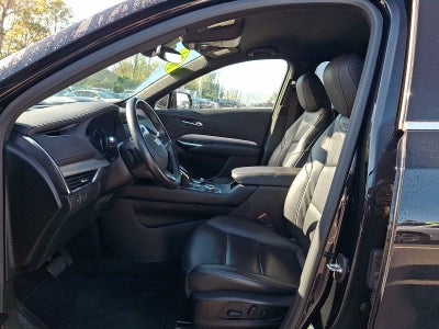 2022 Cadillac XT4 AWD 4dr Premium Luxury