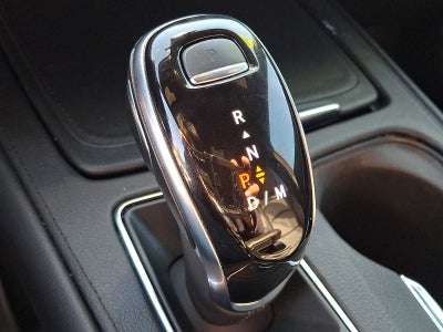 2022 Cadillac XT4 AWD 4dr Premium Luxury