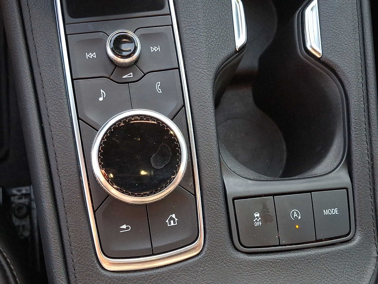 2022 Cadillac XT4 AWD 4dr Premium Luxury