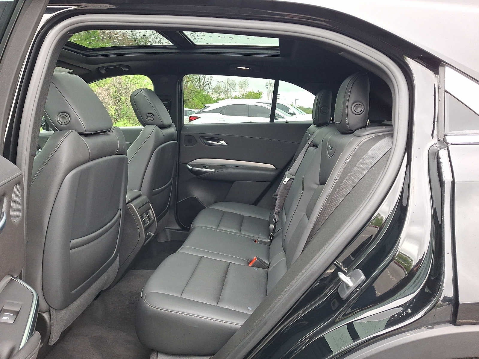 2023 Cadillac XT4 AWD 4dr Premium Luxury