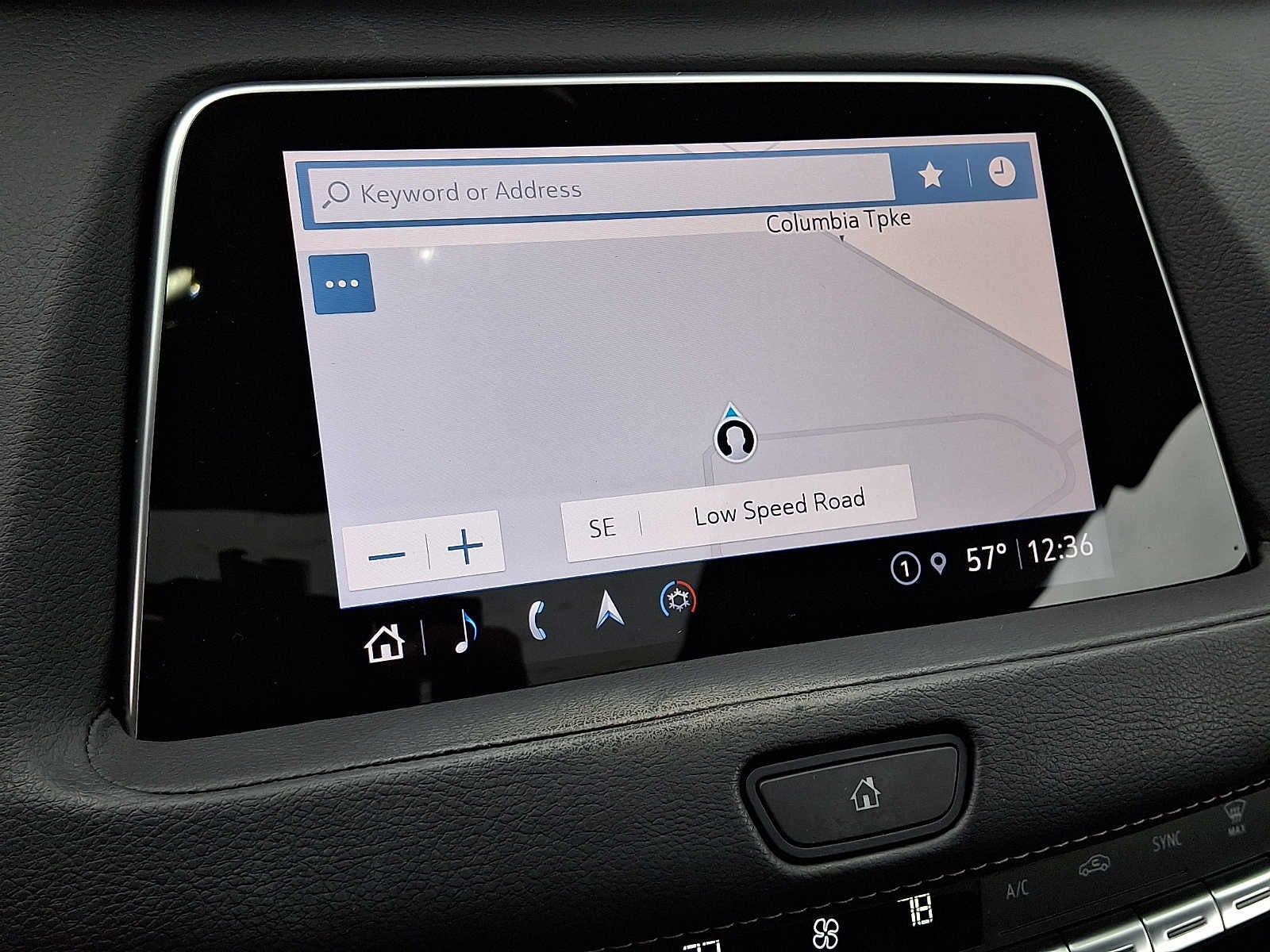 2023 Cadillac XT4 AWD 4dr Premium Luxury