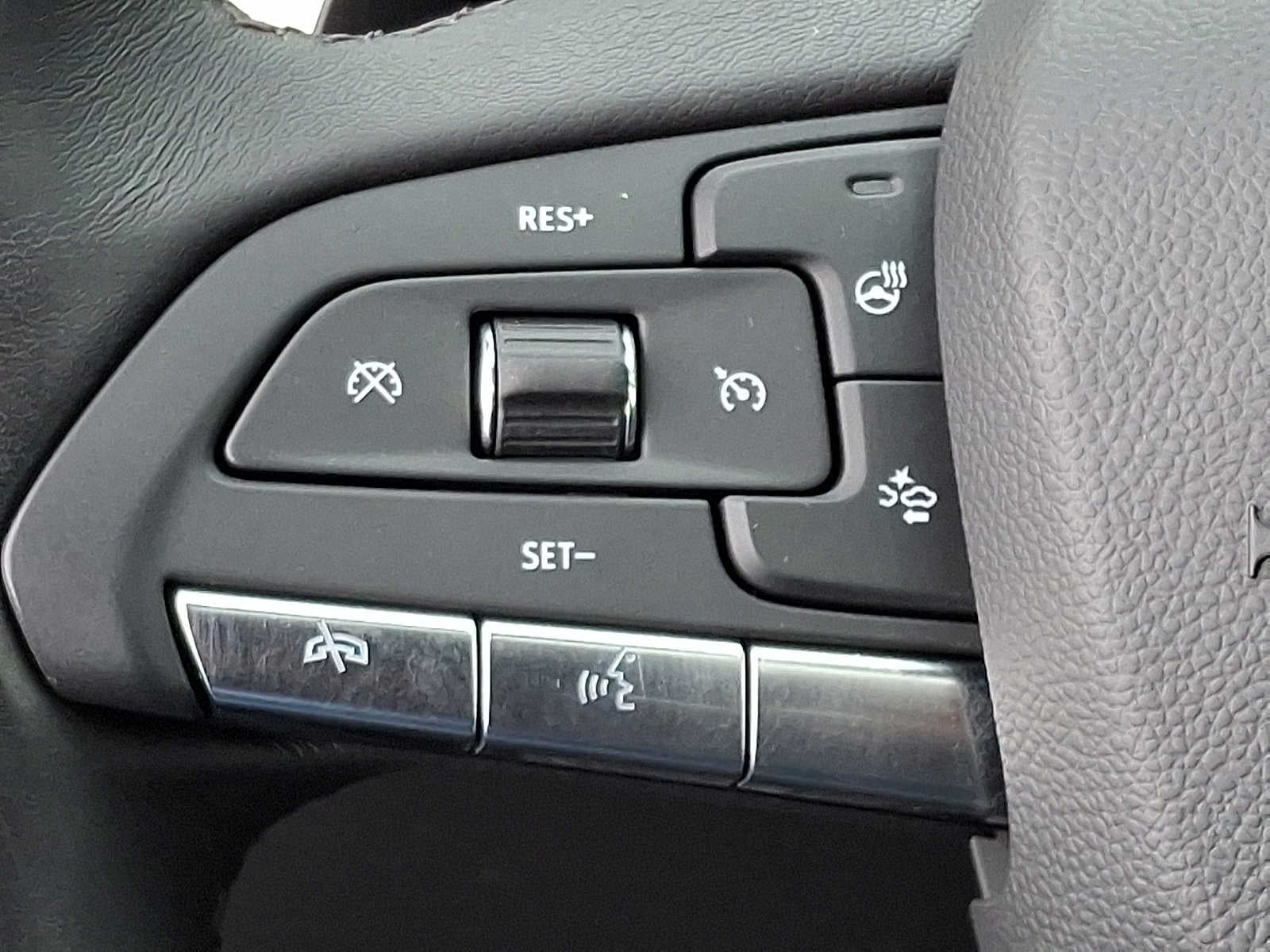 2023 Cadillac XT4 AWD 4dr Premium Luxury