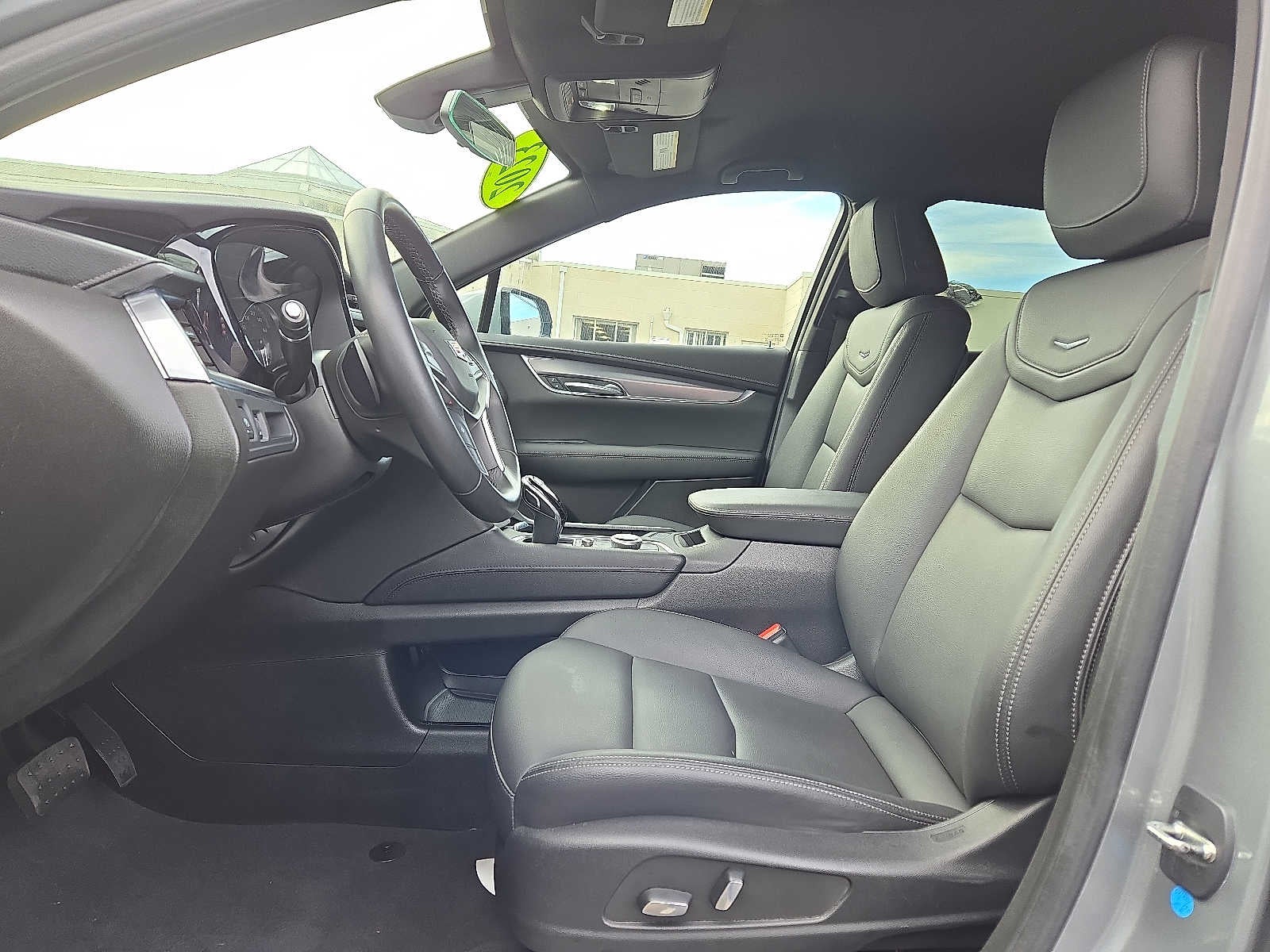 2023 Cadillac XT5 AWD 4dr Luxury