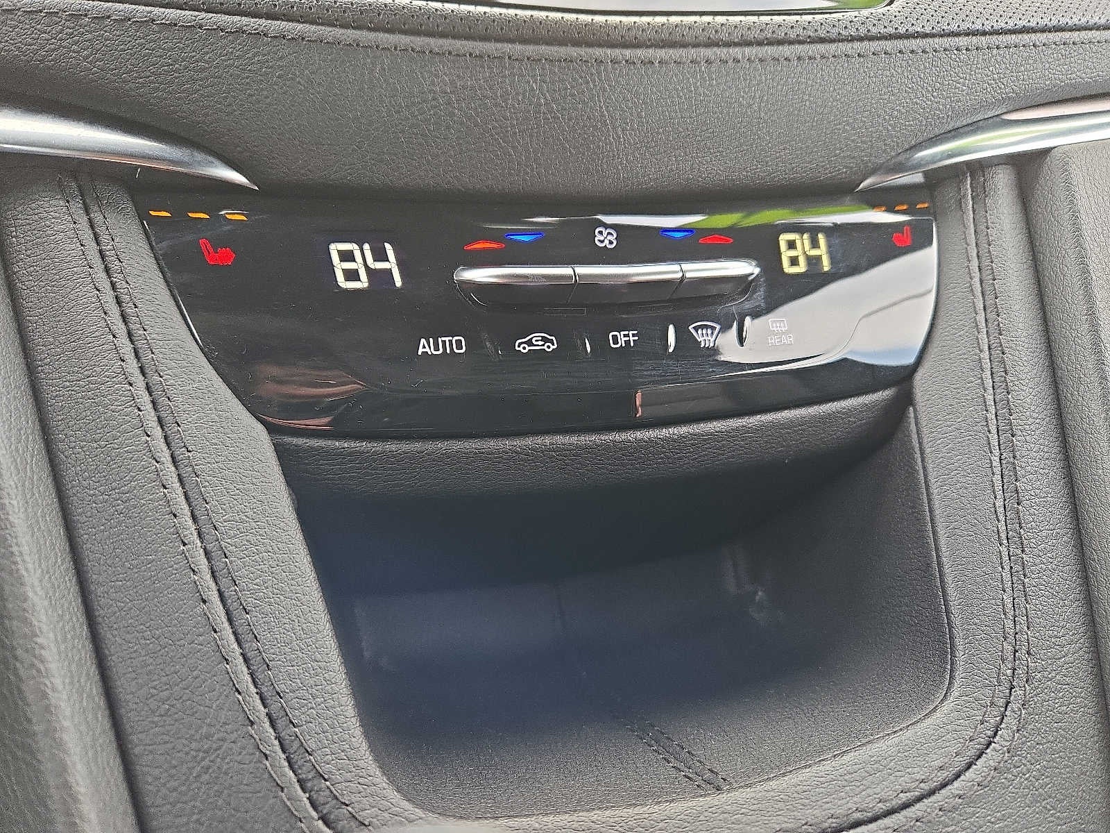 2023 Cadillac XT5 AWD 4dr Luxury