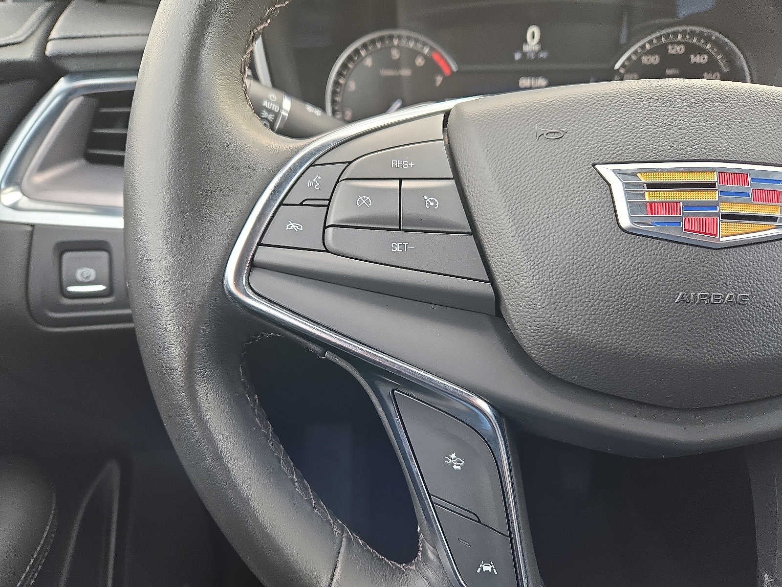 2023 Cadillac XT5 AWD 4dr Luxury