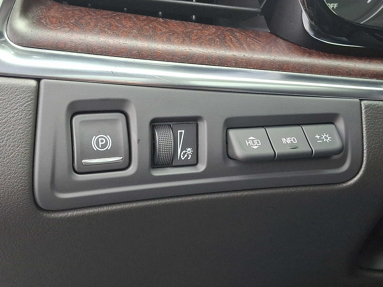2026 Cadillac XT5 AWD 4dr Premium Luxury