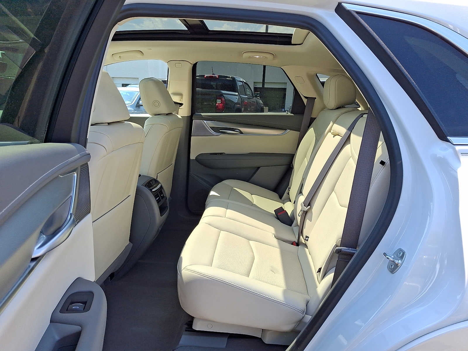 2024 Cadillac XT5 AWD 4dr Premium Luxury