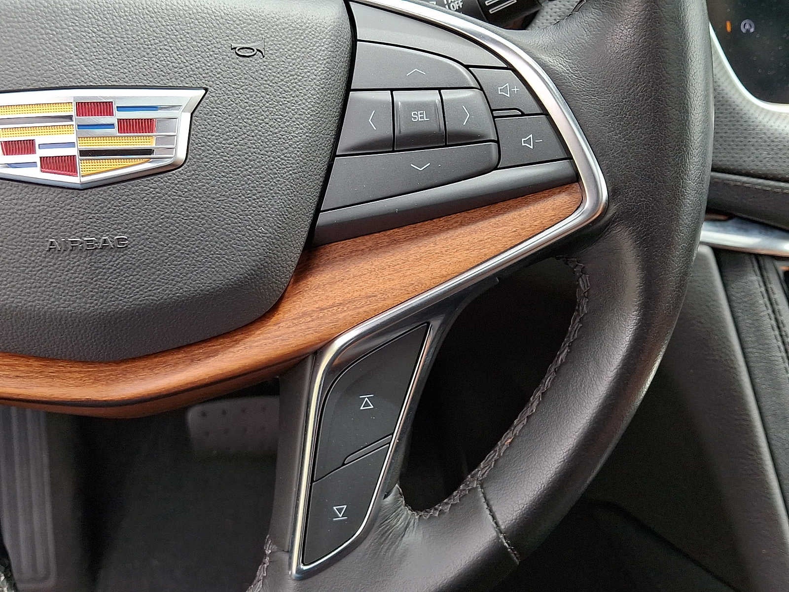 2023 Cadillac XT5 AWD 4dr Premium Luxury