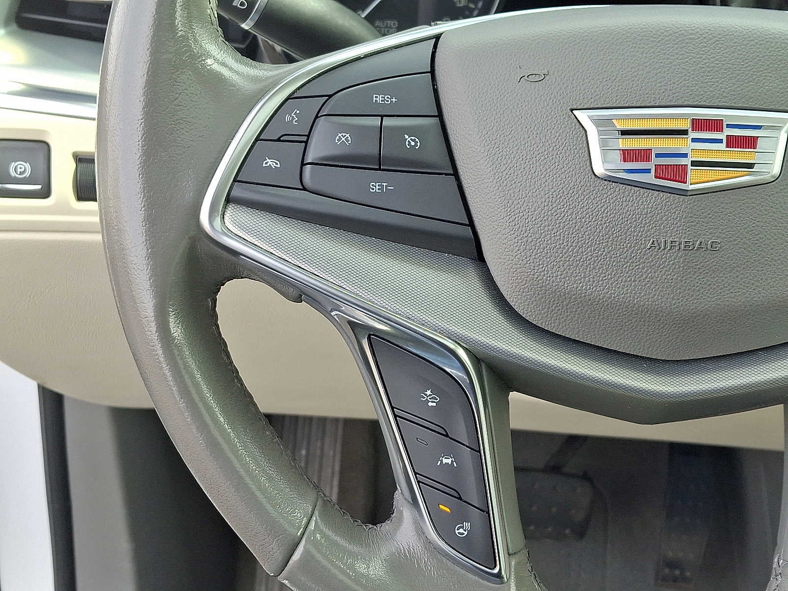 2021 Cadillac XT5 AWD 4dr Premium Luxury