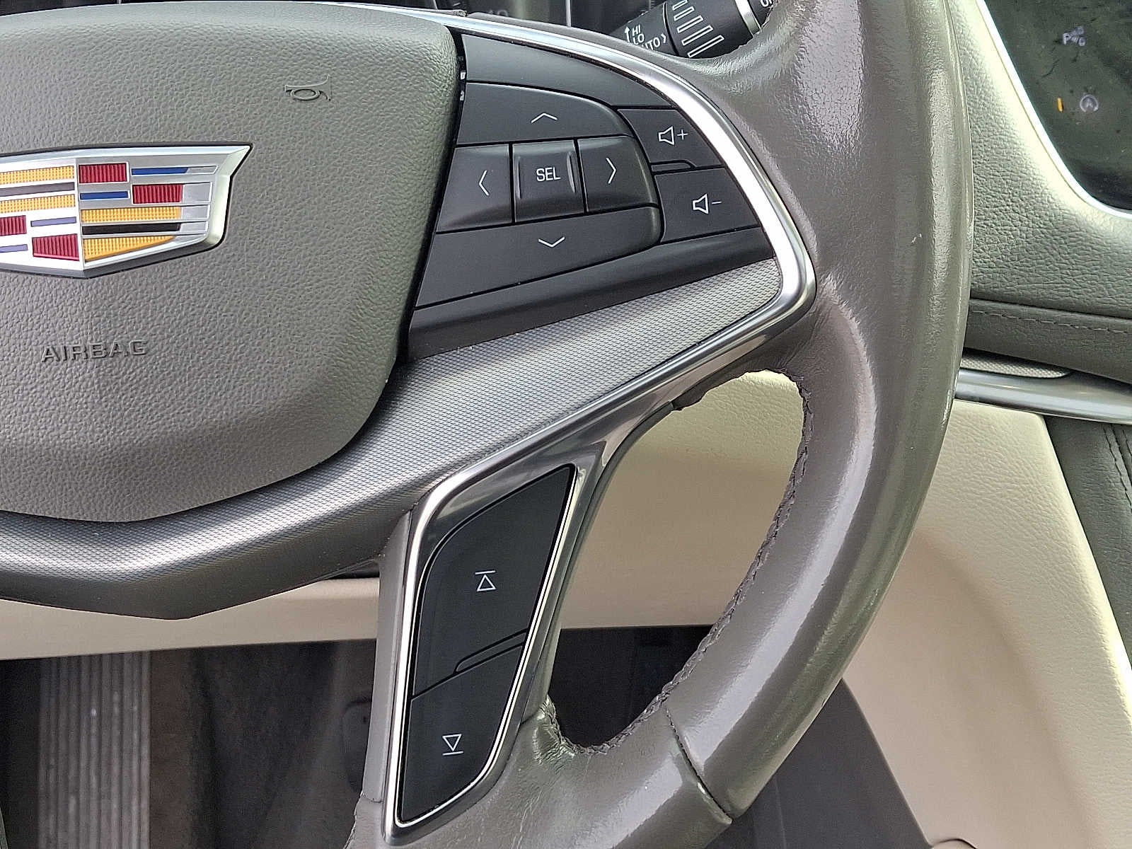 2021 Cadillac XT5 AWD 4dr Premium Luxury