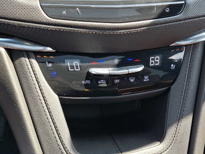 2022 Cadillac XT5 AWD 4dr Premium Luxury