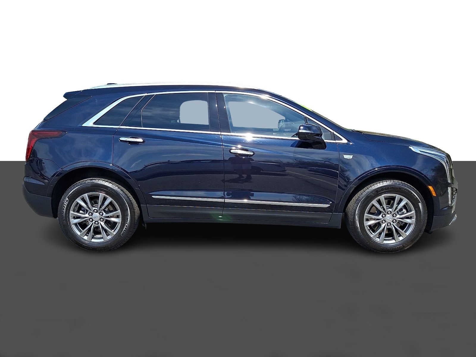 2022 Cadillac XT5 AWD 4dr Premium Luxury