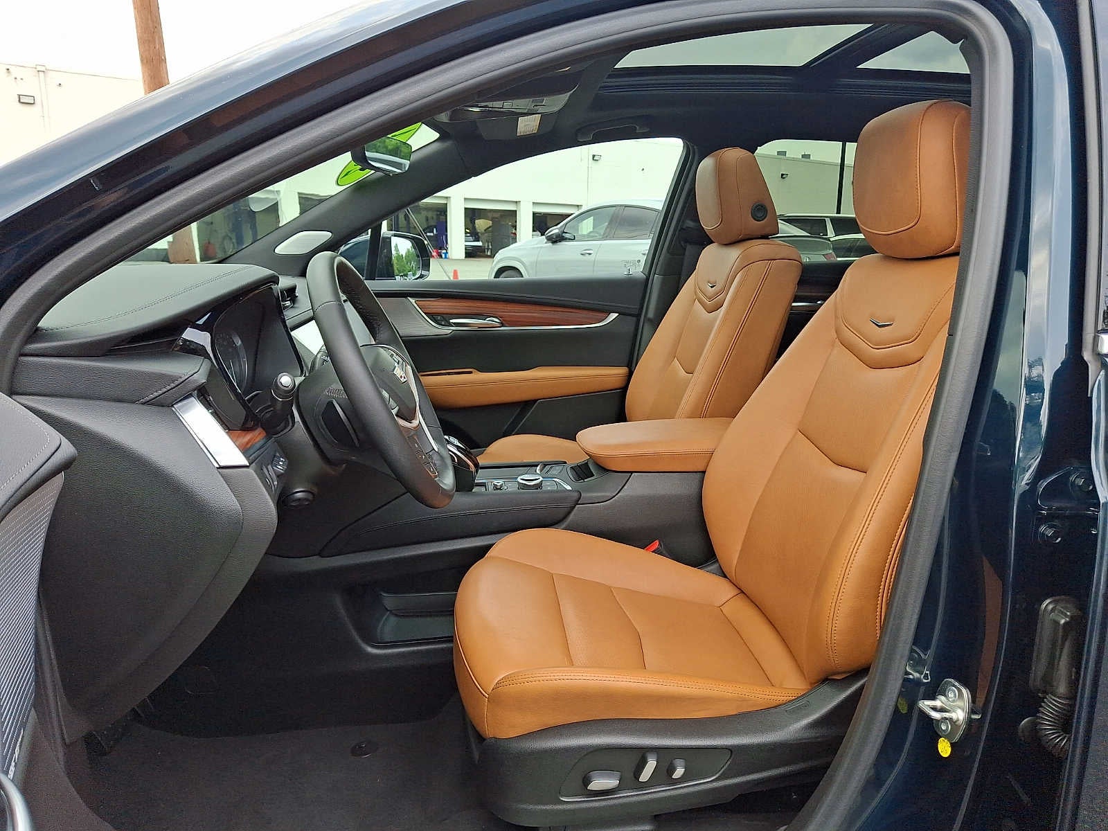 2024 Cadillac XT5 AWD 4dr Premium Luxury