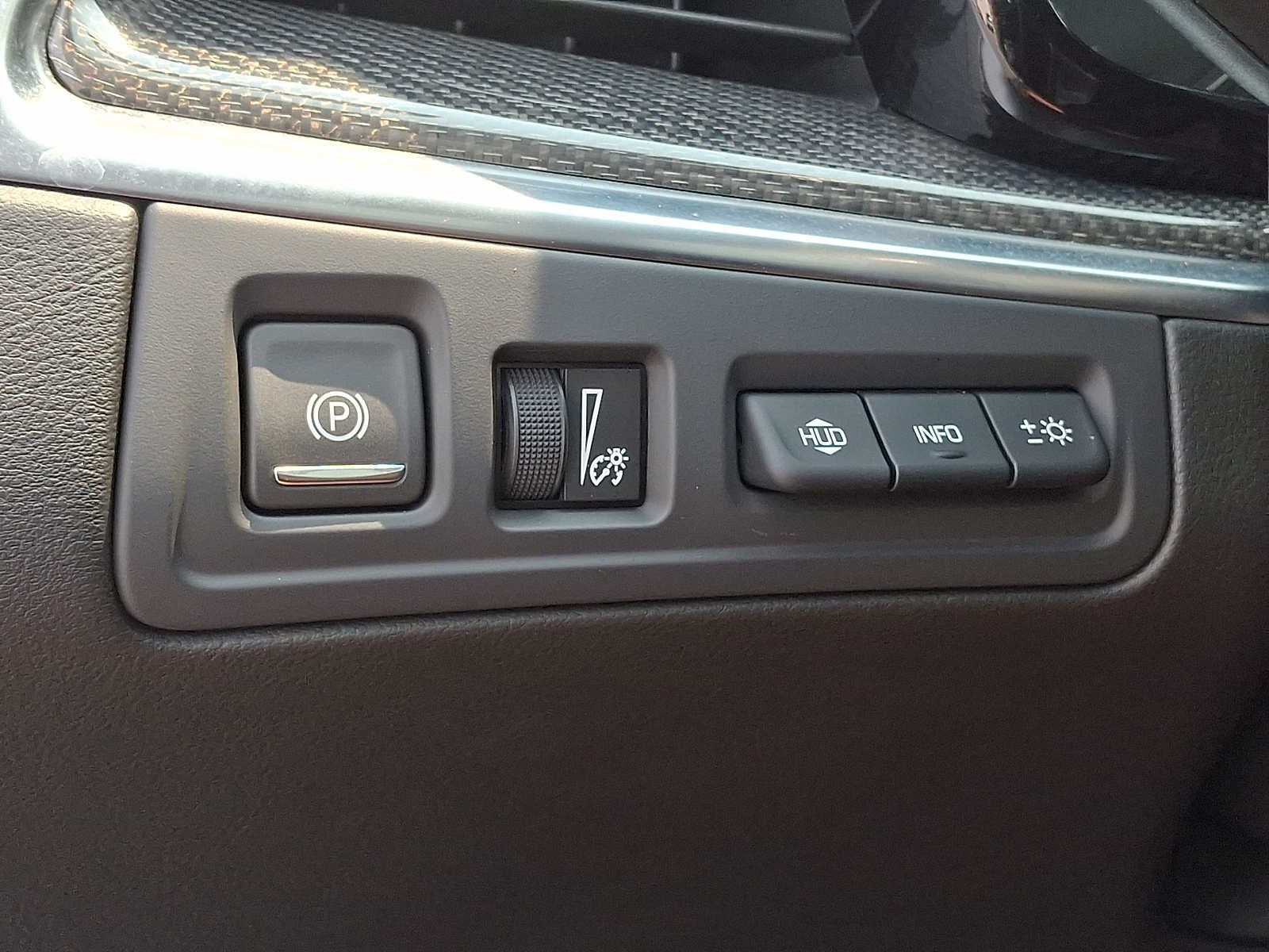 2025 Cadillac XT5 AWD 4dr Sport
