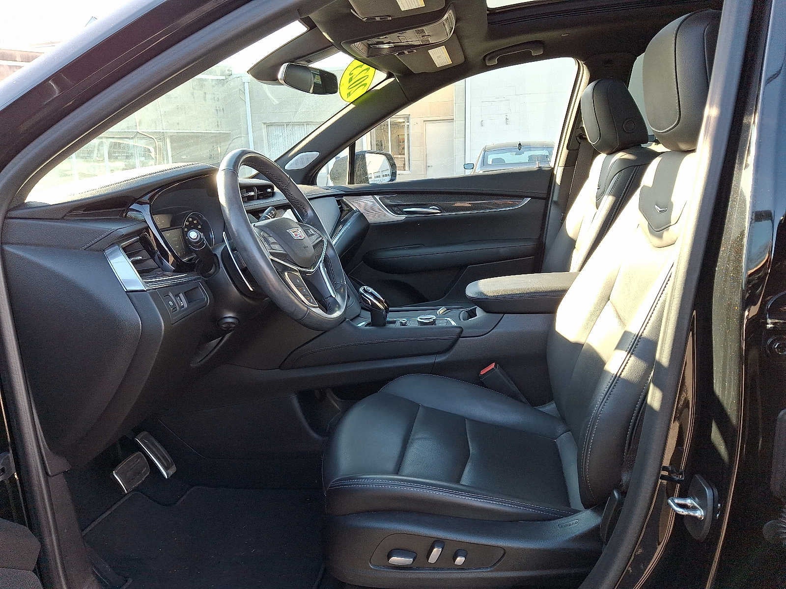 2023 Cadillac XT5 AWD 4dr Sport