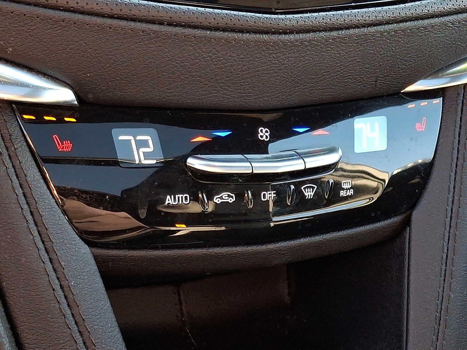 2023 Cadillac XT5 AWD 4dr Sport