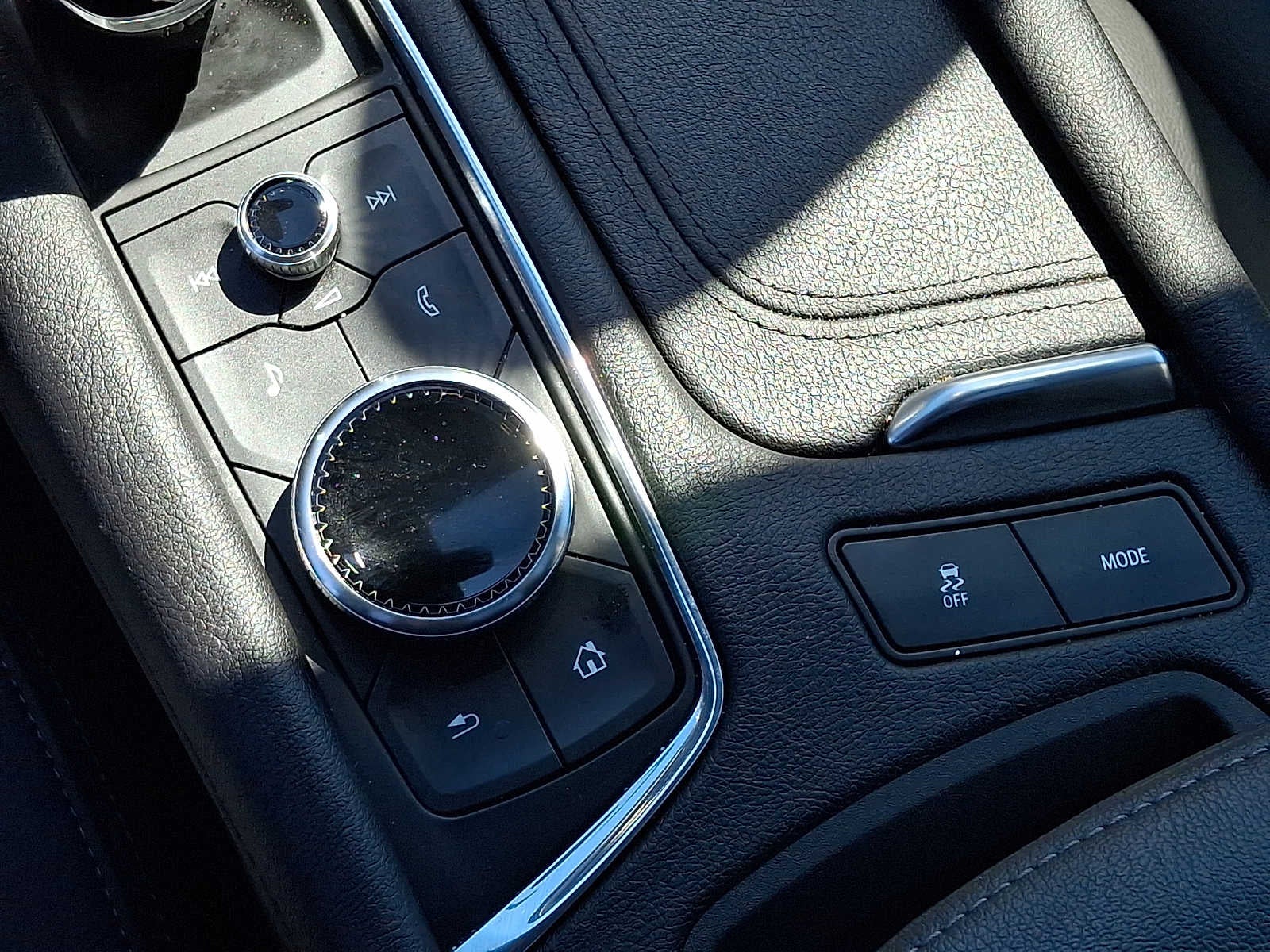 2025 Cadillac XT6 AWD 4dr Luxury