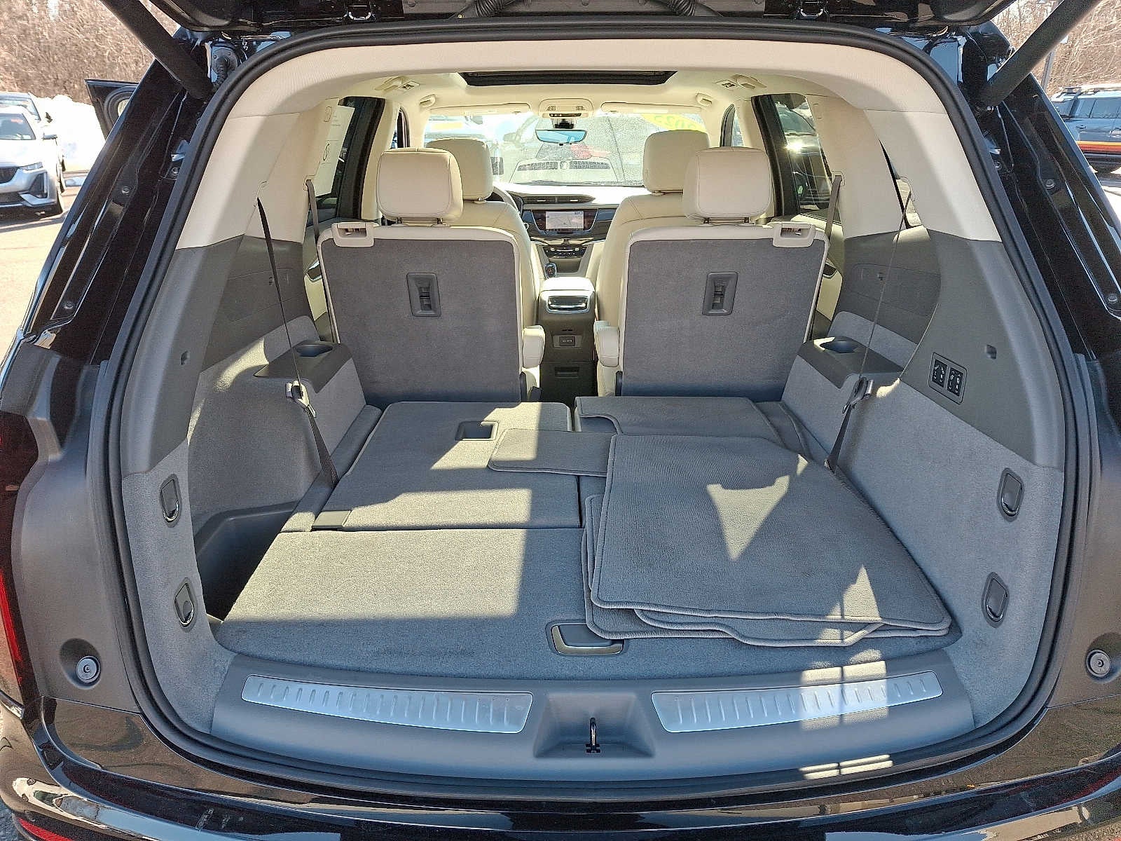 2025 Cadillac XT6 AWD 4dr Premium Luxury