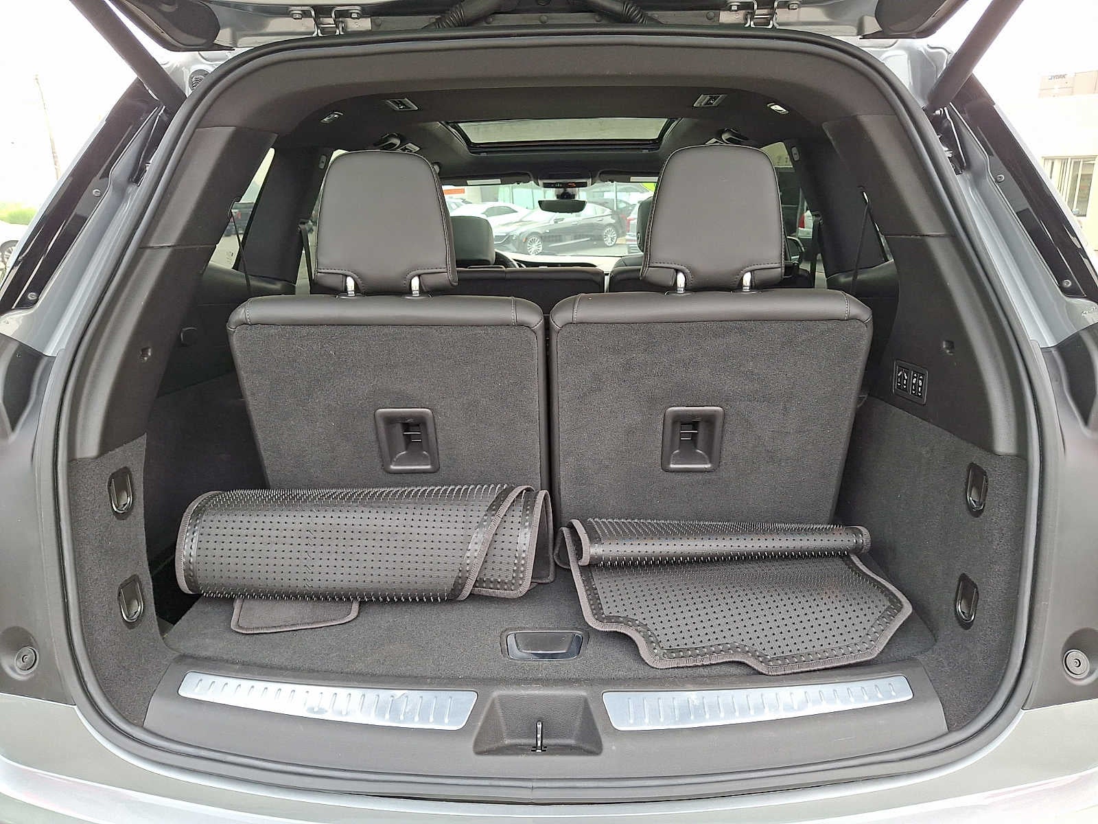 2023 Cadillac XT6 AWD 4dr Premium Luxury
