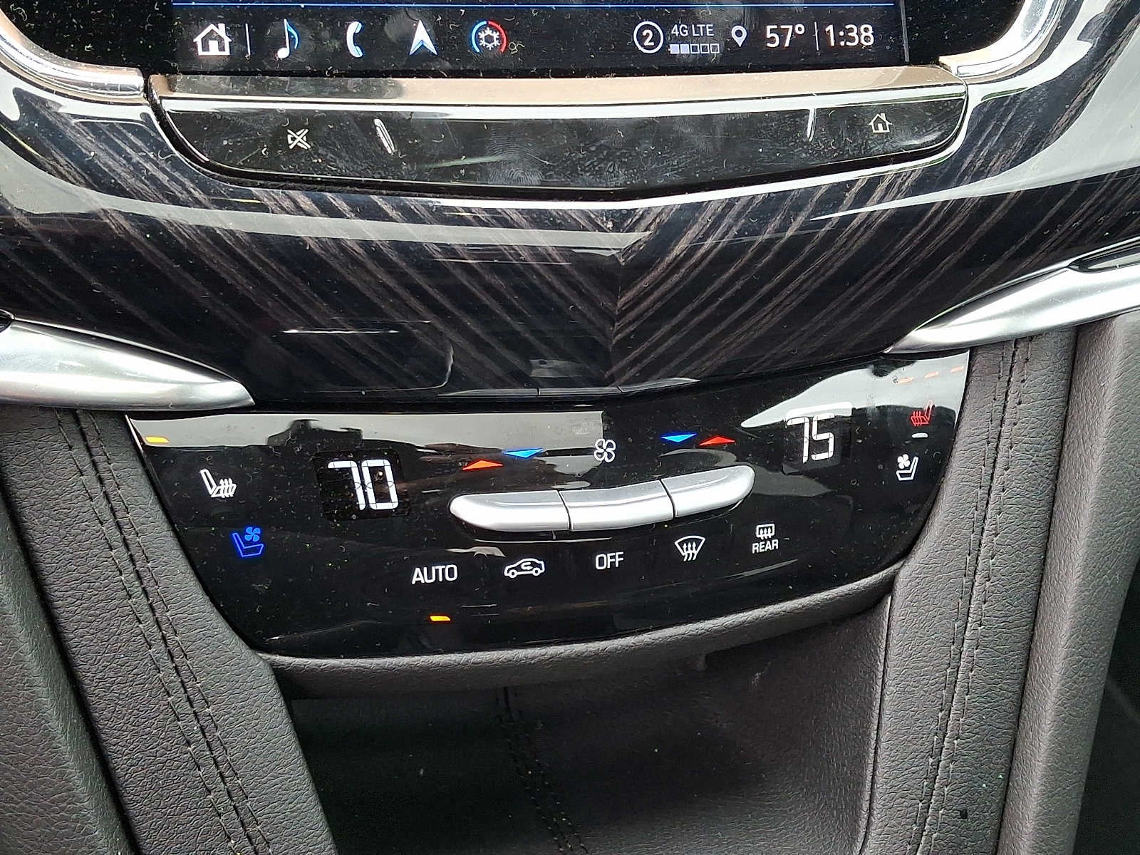 2025 Cadillac XT6 AWD 4dr Premium Luxury
