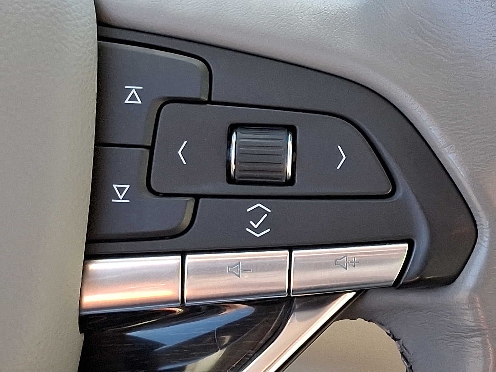 2024 Cadillac XT6 AWD 4dr Premium Luxury