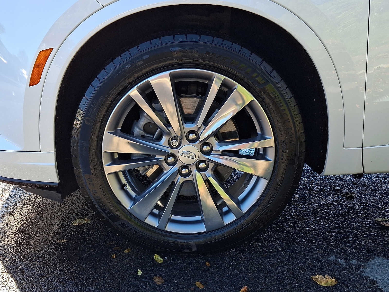 2024 Cadillac XT6 AWD 4dr Premium Luxury