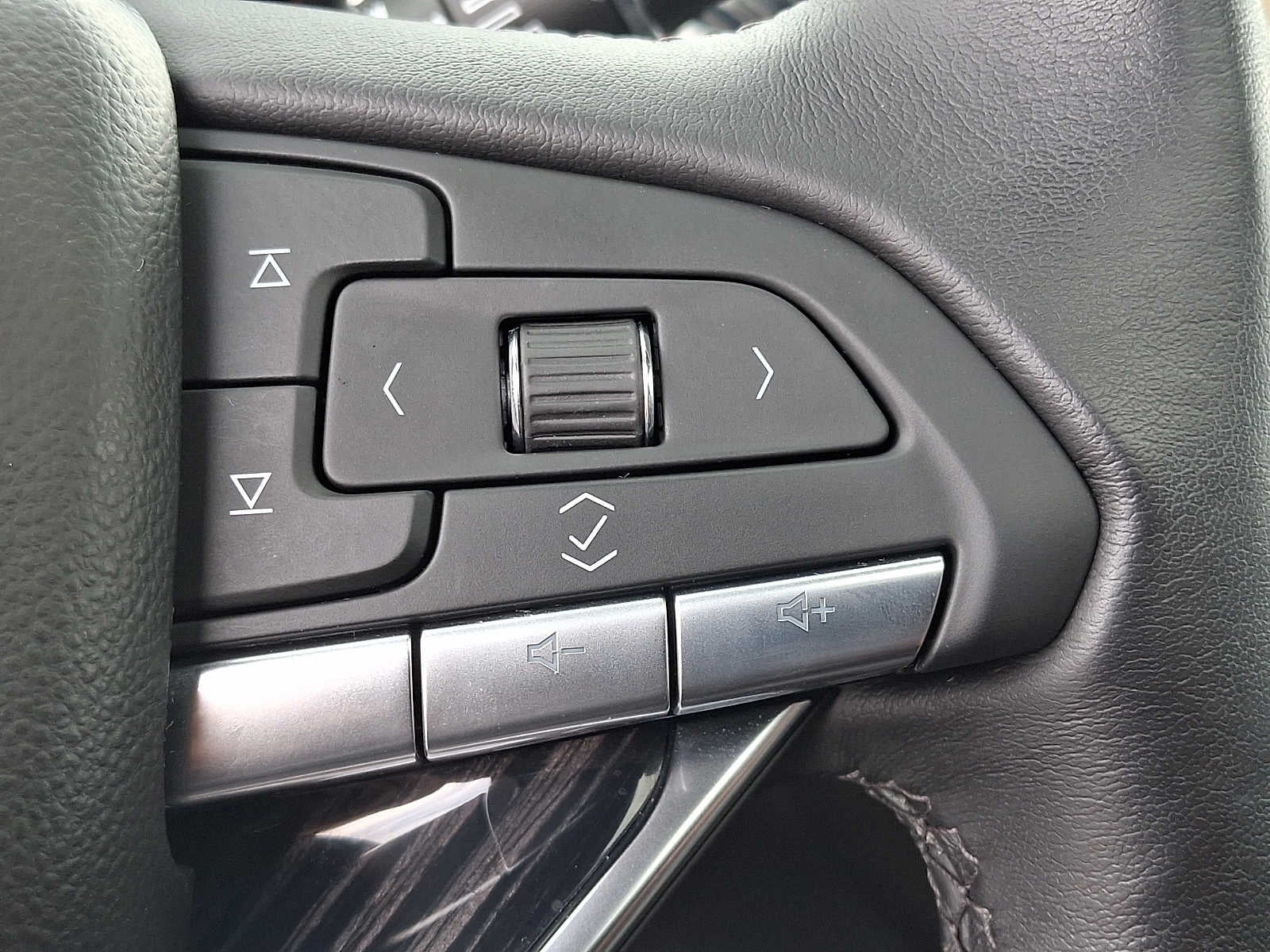 2024 Cadillac XT6 AWD 4dr Premium Luxury