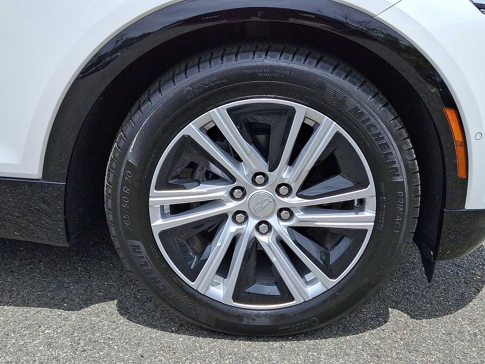 2024 Cadillac LYRIQ 4dr Tech w/1SA