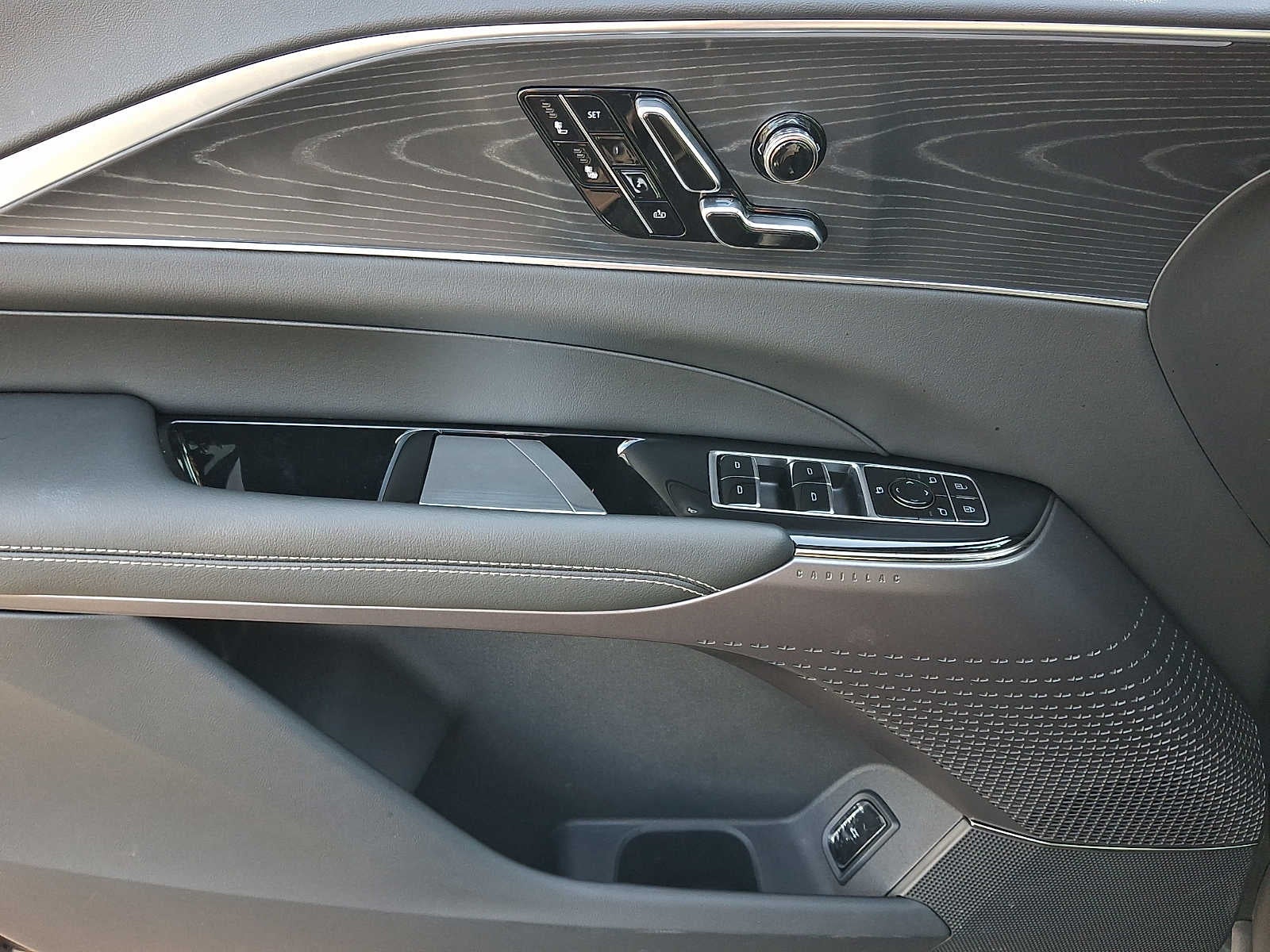 2026 Cadillac LYRIQ 4dr Luxury