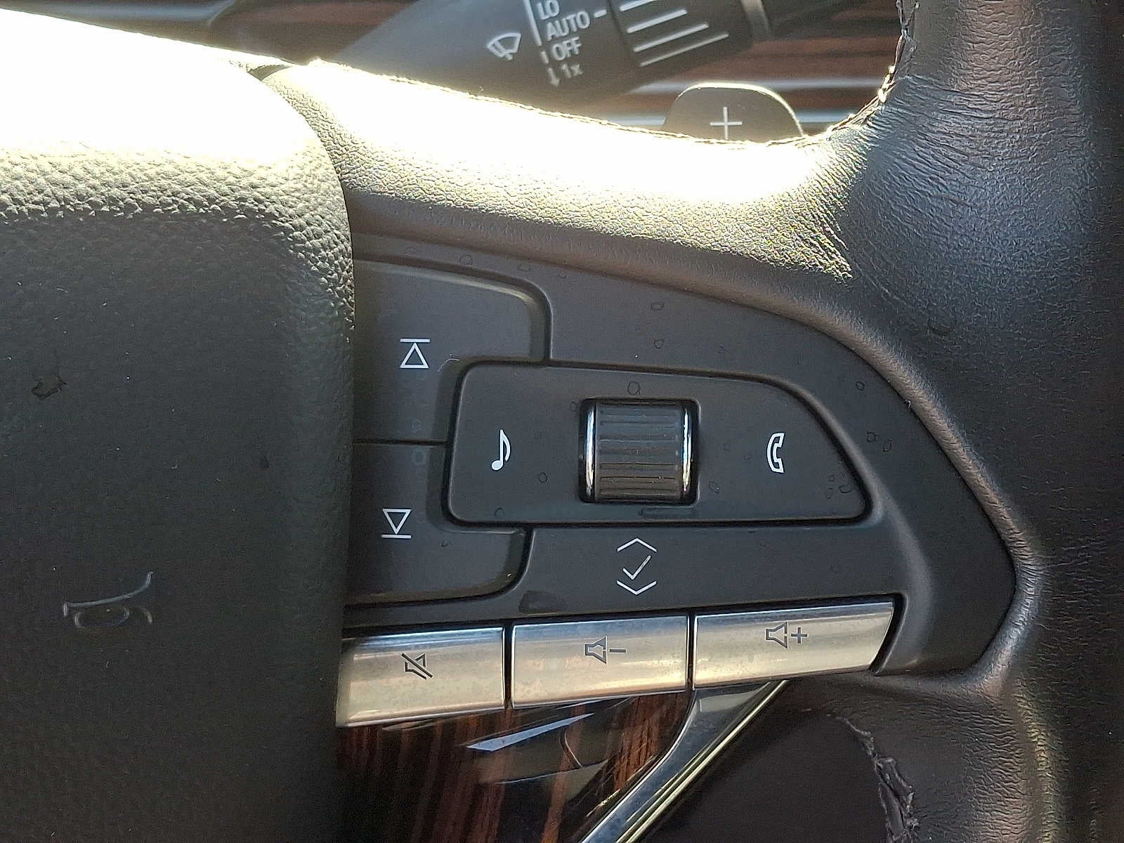 2023 Cadillac Escalade 4WD 4dr Luxury